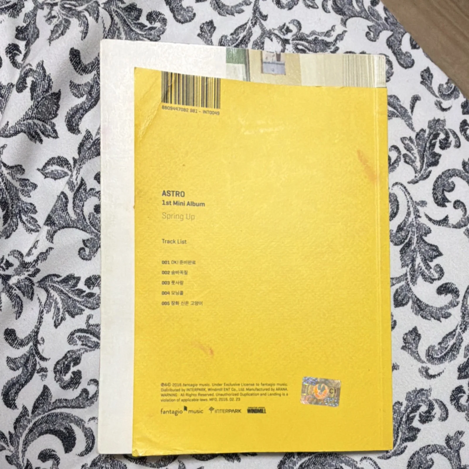 ASTRO 1st Mini Album Spring Up Signed Original K-pop Music Memorabilia, изображение 2