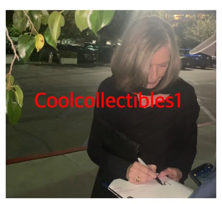 SUSAN SULLIVAN — SUSAN SULLIVAN of CASTLE IN PERSON SIGNED 8X10 COLOR PHOTO "PROOF" COA, изображение 3