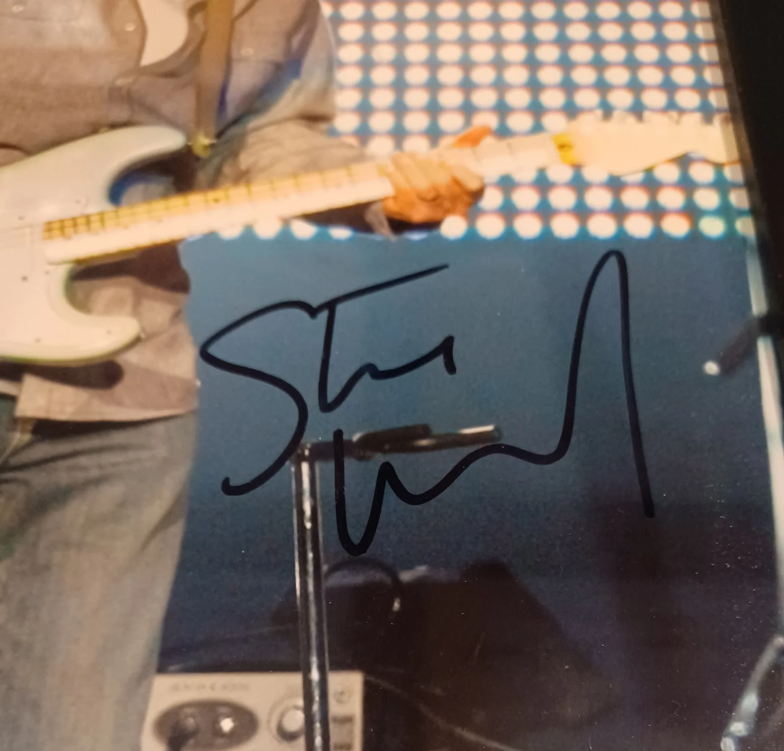 Steve Winwood Singer & Guitarist 8x10 Professionally framed Autographed w/ COA, изображение 2
