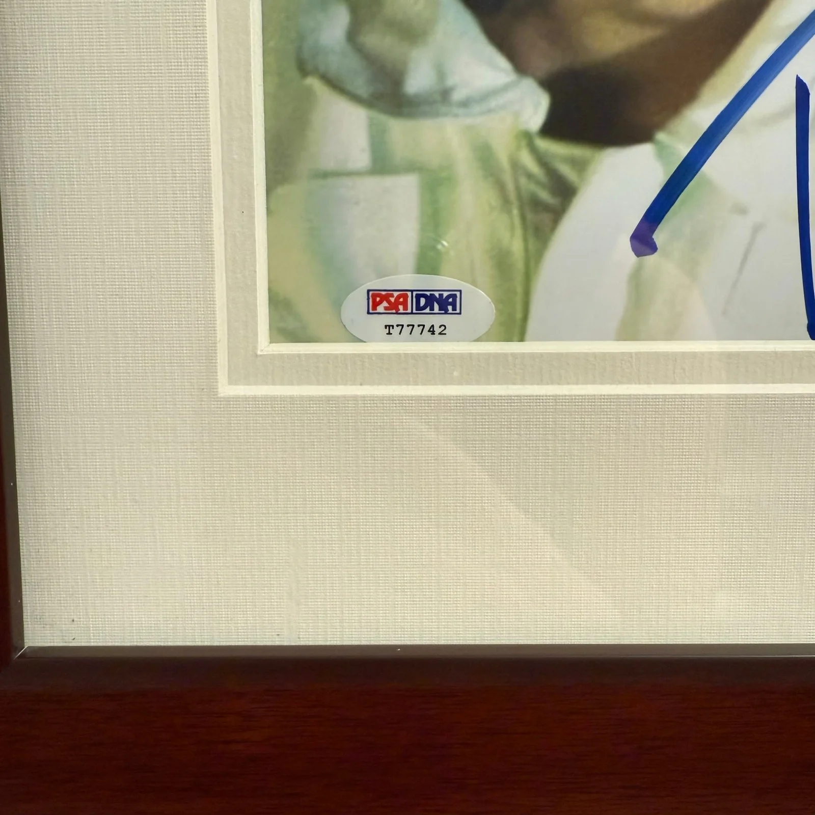 Tom Hanks — Tom Hanks Autograph Signed Photo 8x10 Framed 14x17 Apollo 13 NASA COA PSA/DNA, image 3