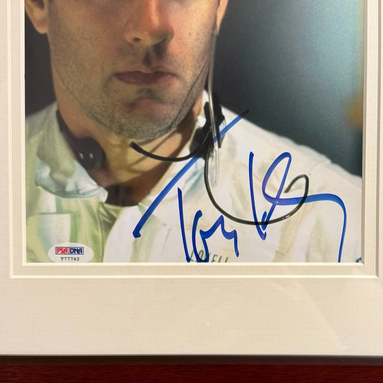 Tom Hanks — Tom Hanks Autograph Signed Photo 8x10 Framed 14x17 Apollo 13 NASA COA PSA/DNA, image 4