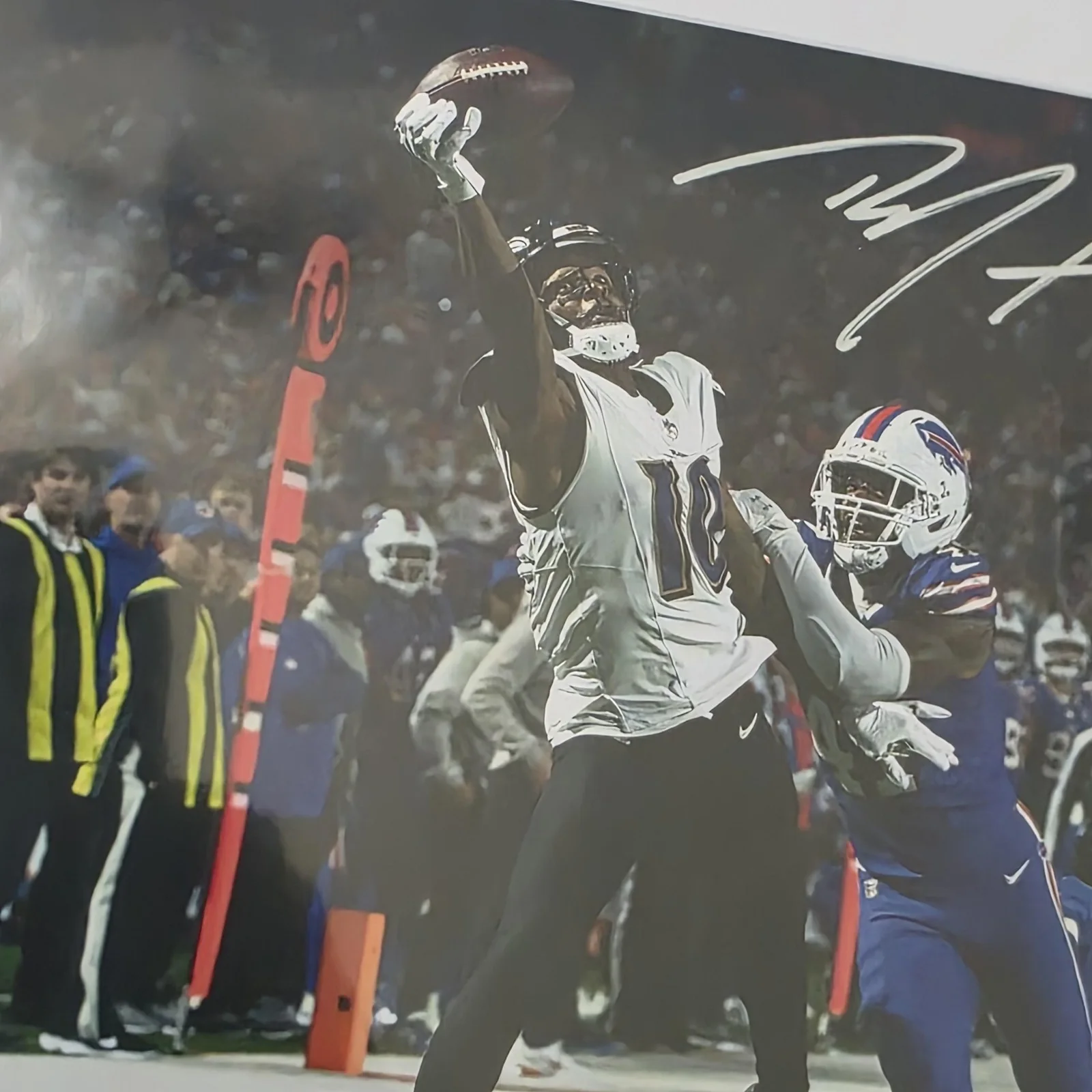 Baltimore Vs Buffalo Signed Photo Autograph Football Action Catch NFL "Reprint", изображение 2