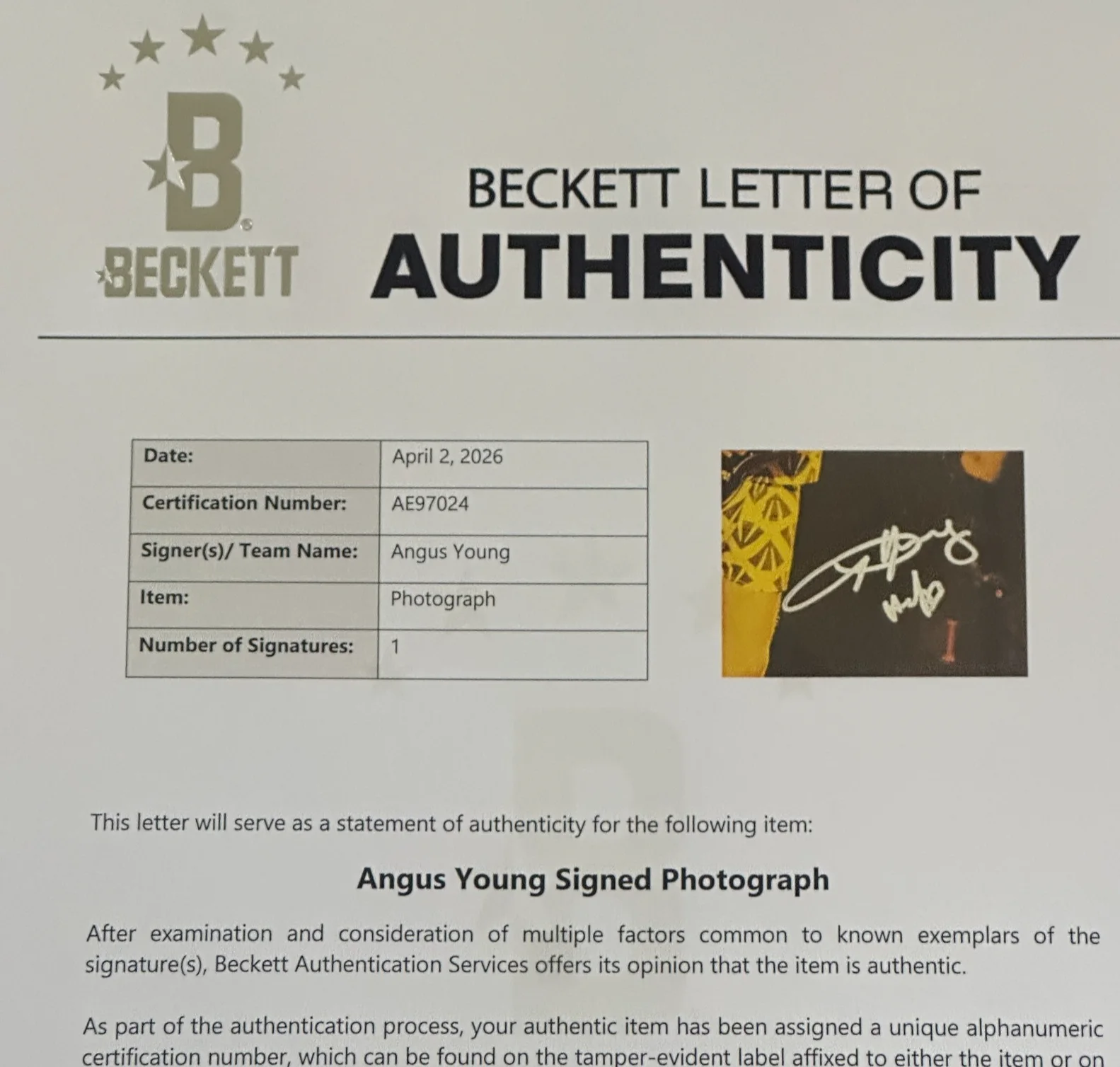 ANGUS YOUNG Signed AC/DC 11x14 PHOTO Beckett (BAS) LOA w/ Inscription, image 5