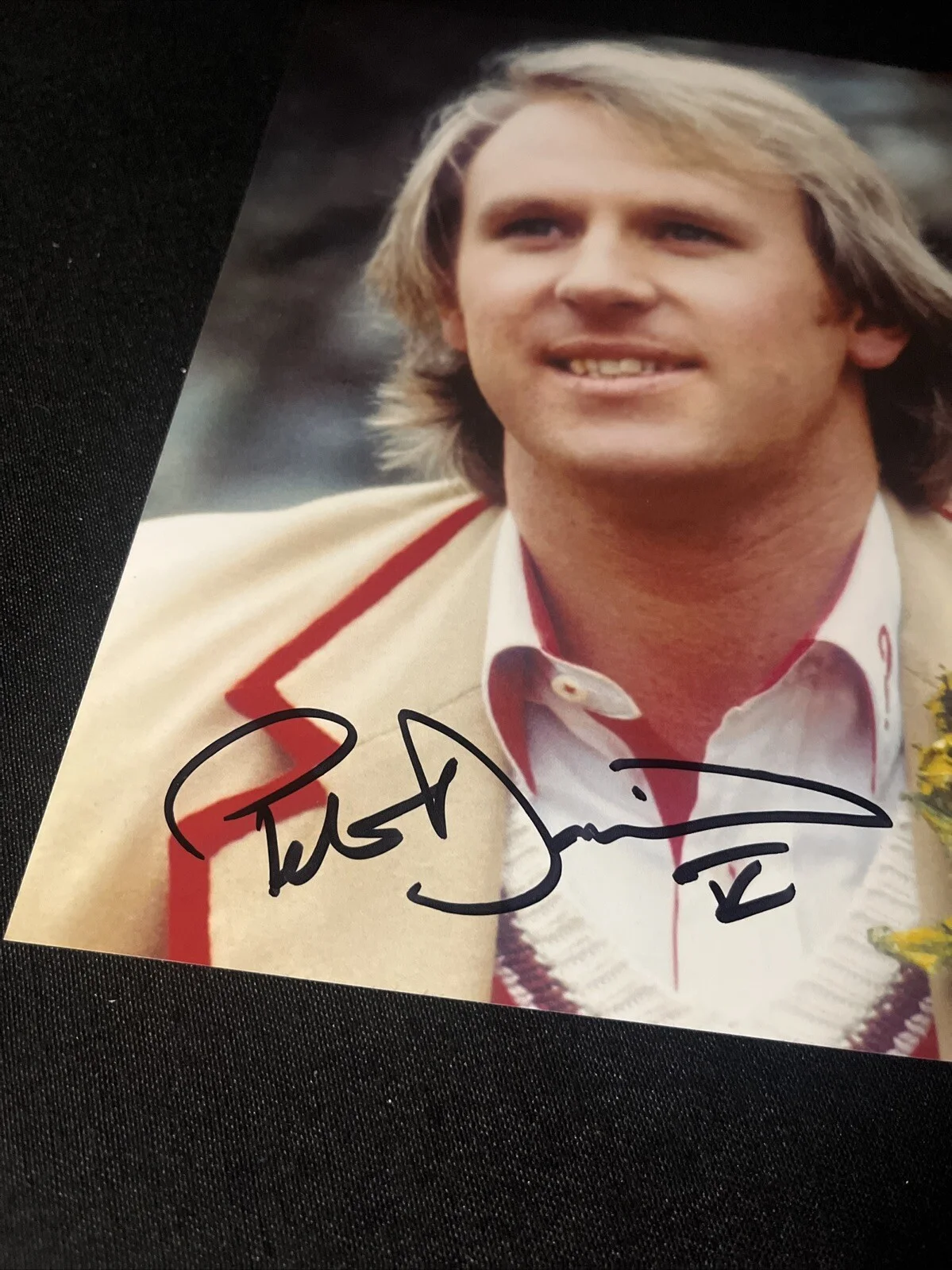 PETER DAVISON SIGNED AUTOGRAPHED 8x10 PHOTO #5 DR. DOCTOR WHO BBC COA, изображение 2