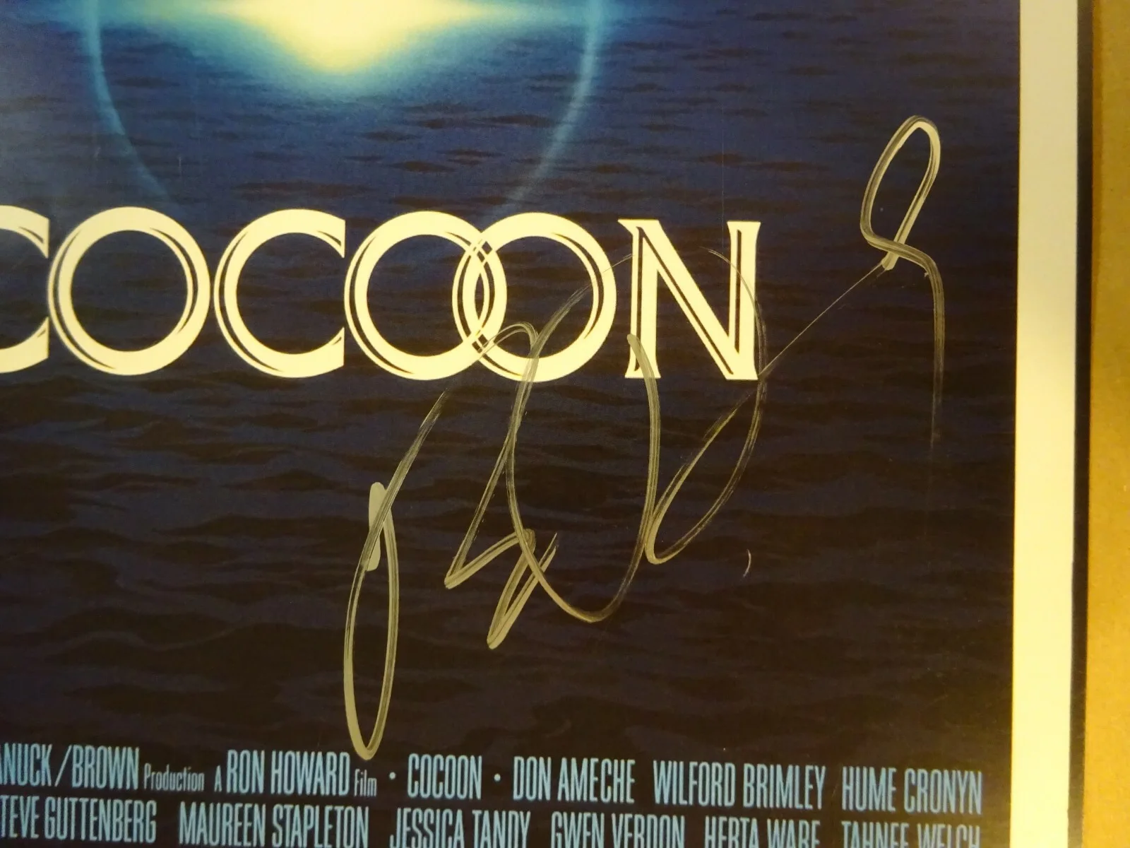 Brian Dennehy — Signed BRIAN DENNEHY Autographed COCOON Photograph 11"x17", image 3