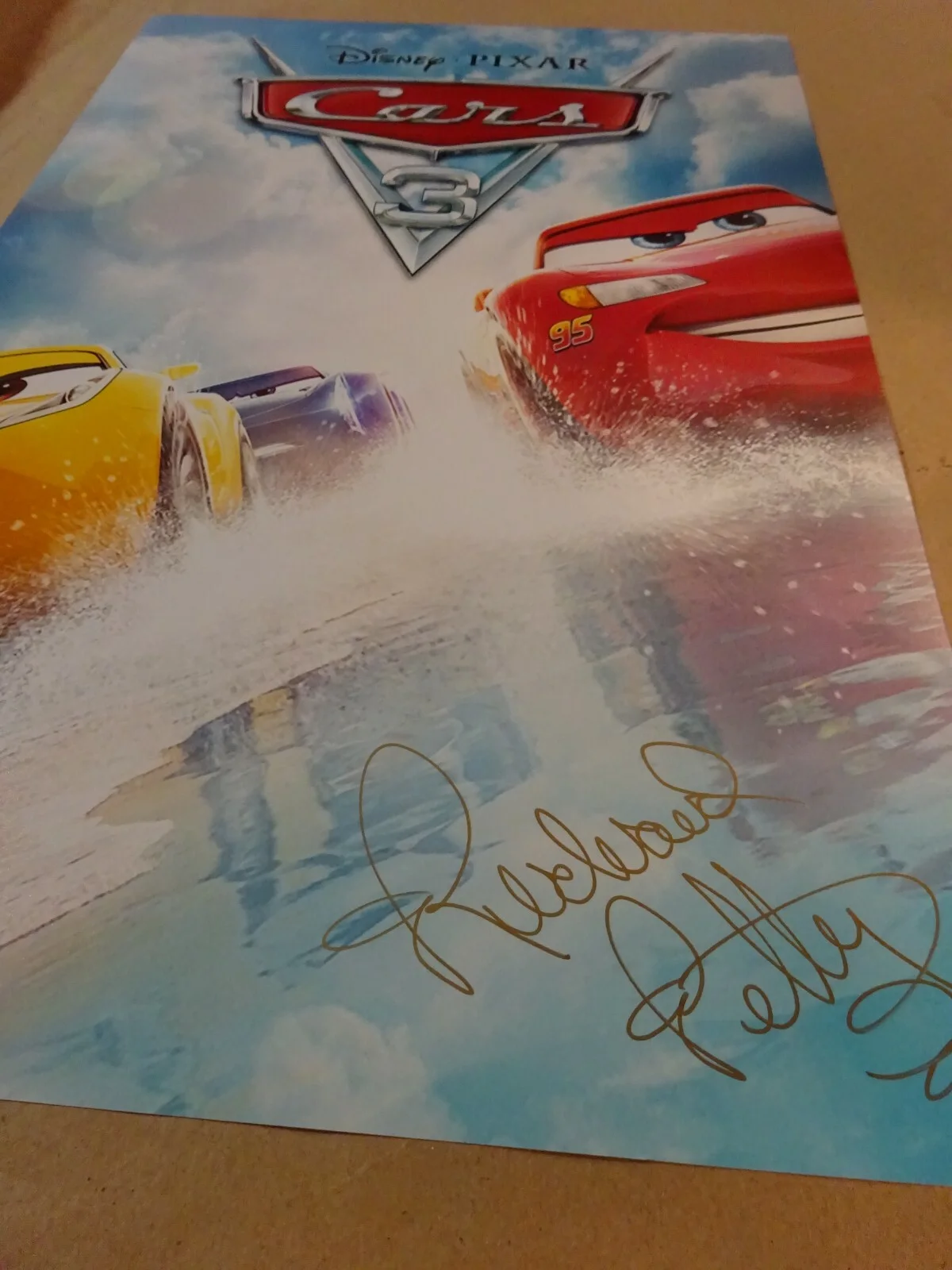 Richard Petty — Signed RICHARD PETTY Autographed DISNEY PIXAR CARS 3 11"x17" Photo BECKETT COA, изображение 5