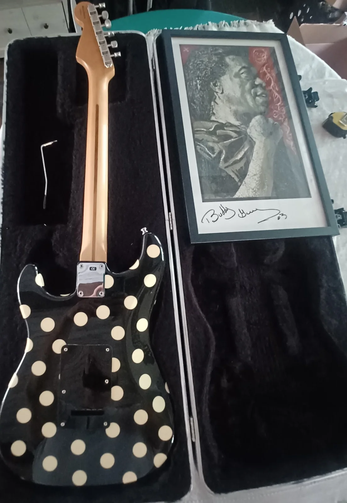 Buddy Guy — Buddy Guy Signature Model Polka Dot Fender Guitar & Autographed Posters 03 15 19, image 5