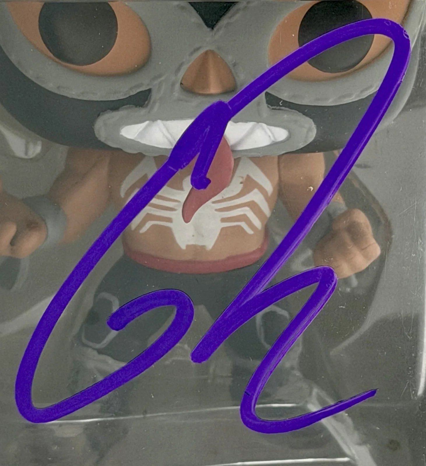 Tom Hardy — Tom Hardy Signed El Venenoide Funko Pop Lucha Libre #707 PC COA w/protector🇲��, image 2