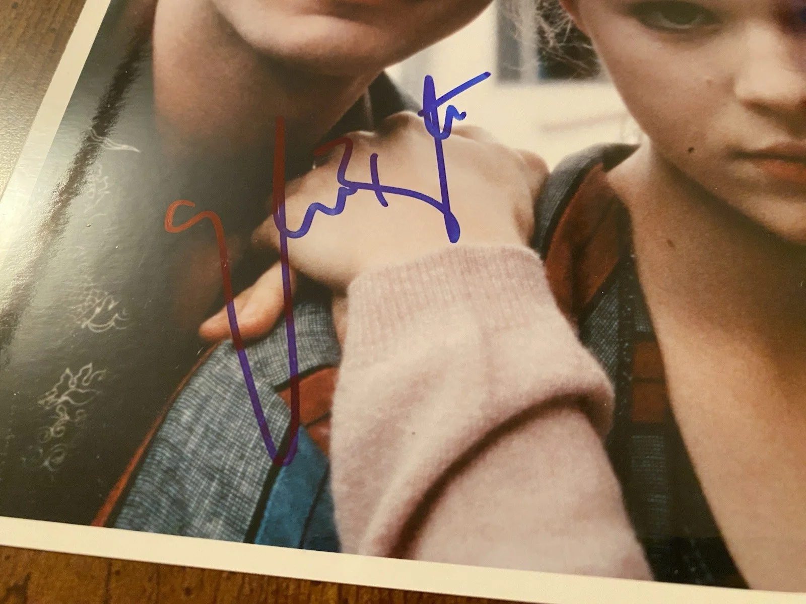 Mena Suvari, Thora Birch, Wes Bentley — American Beauty Cast Signed Photo With COA Thora Birch Mena Suvari Wes Bentley, image 3