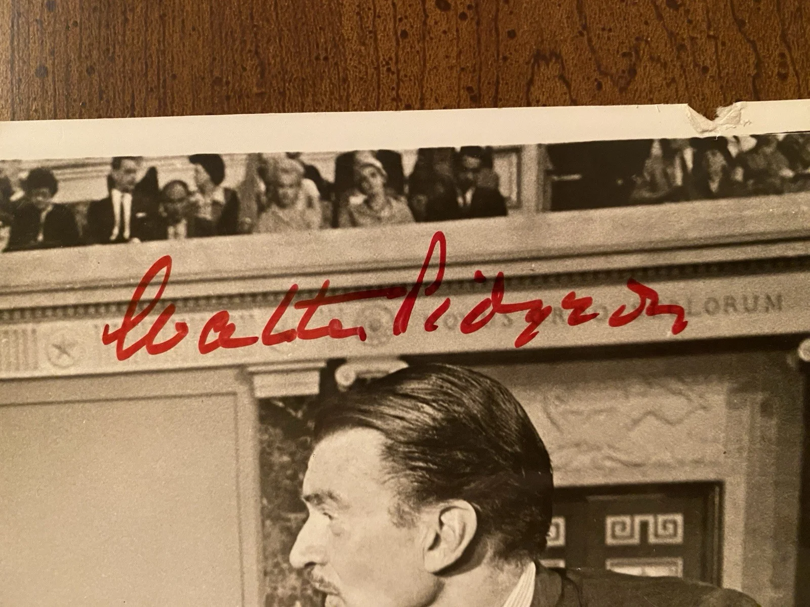 Walter Pidgeon — Walter Pidgeon Signed Autographed 10x8 Photo With COA Advise And Consent RARE, image 2