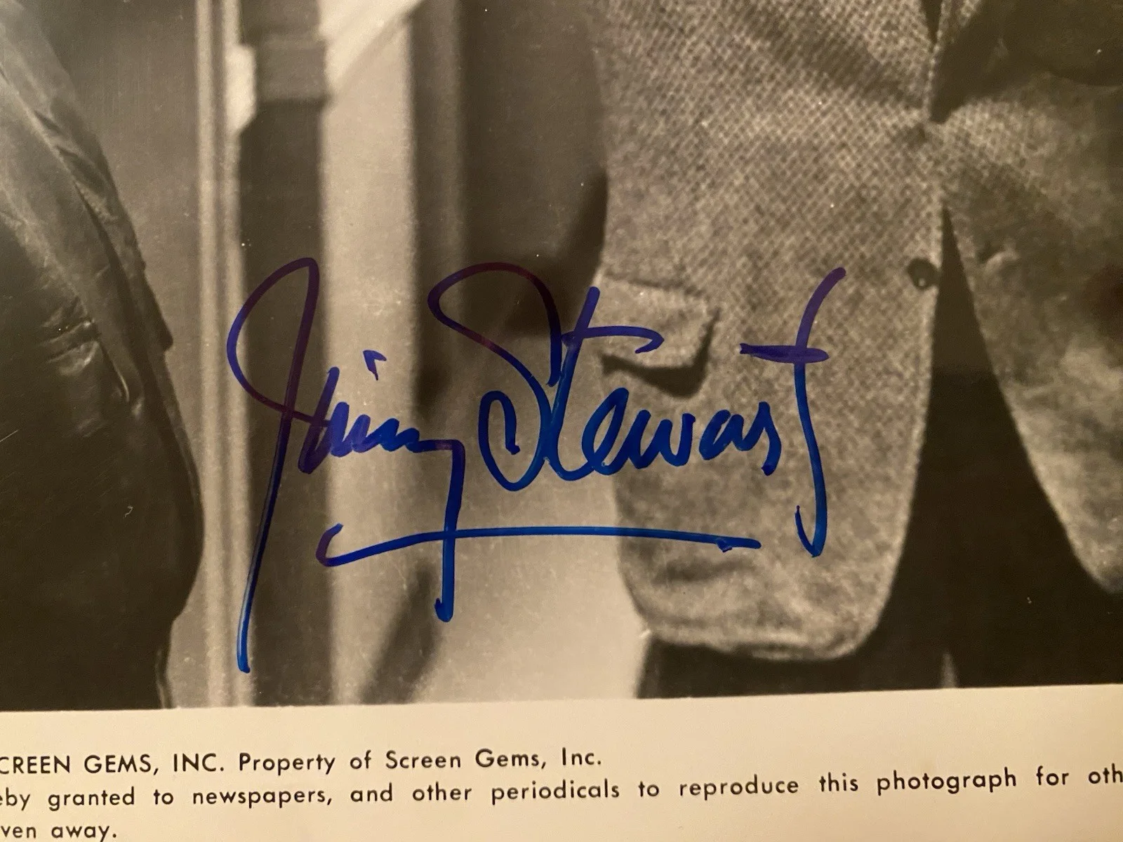 Jimmy Stewart, James Stewart, Joan Fontaine — Jimmy Stewart Joan Fontaine Signed Autographed Photo w/ COA You Gotta Stay Happy, изображение 4
