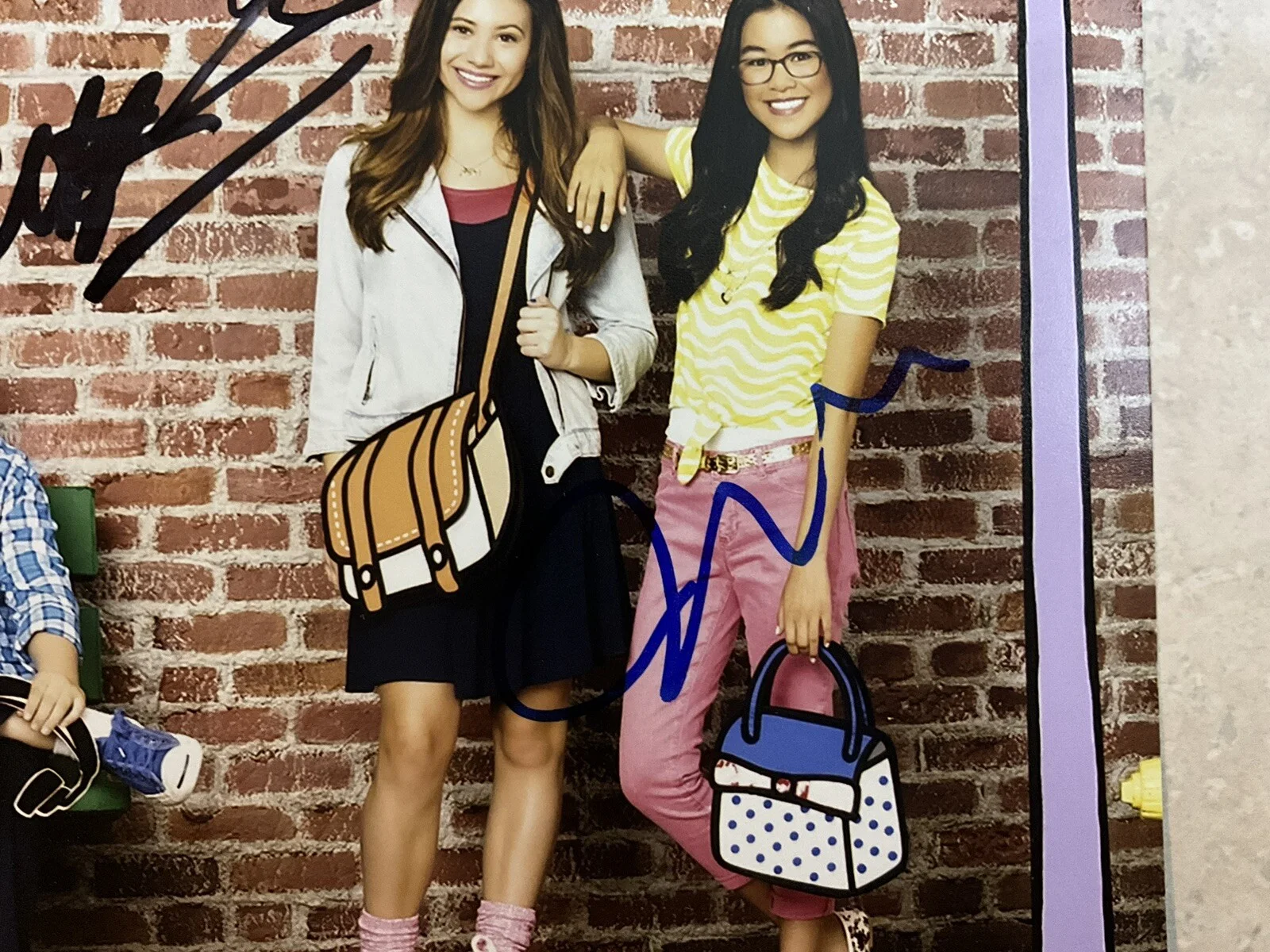 Cast — Kirby Buckets Cast Signed Autographed Photo By All 5 With COA Disney Series, image 5