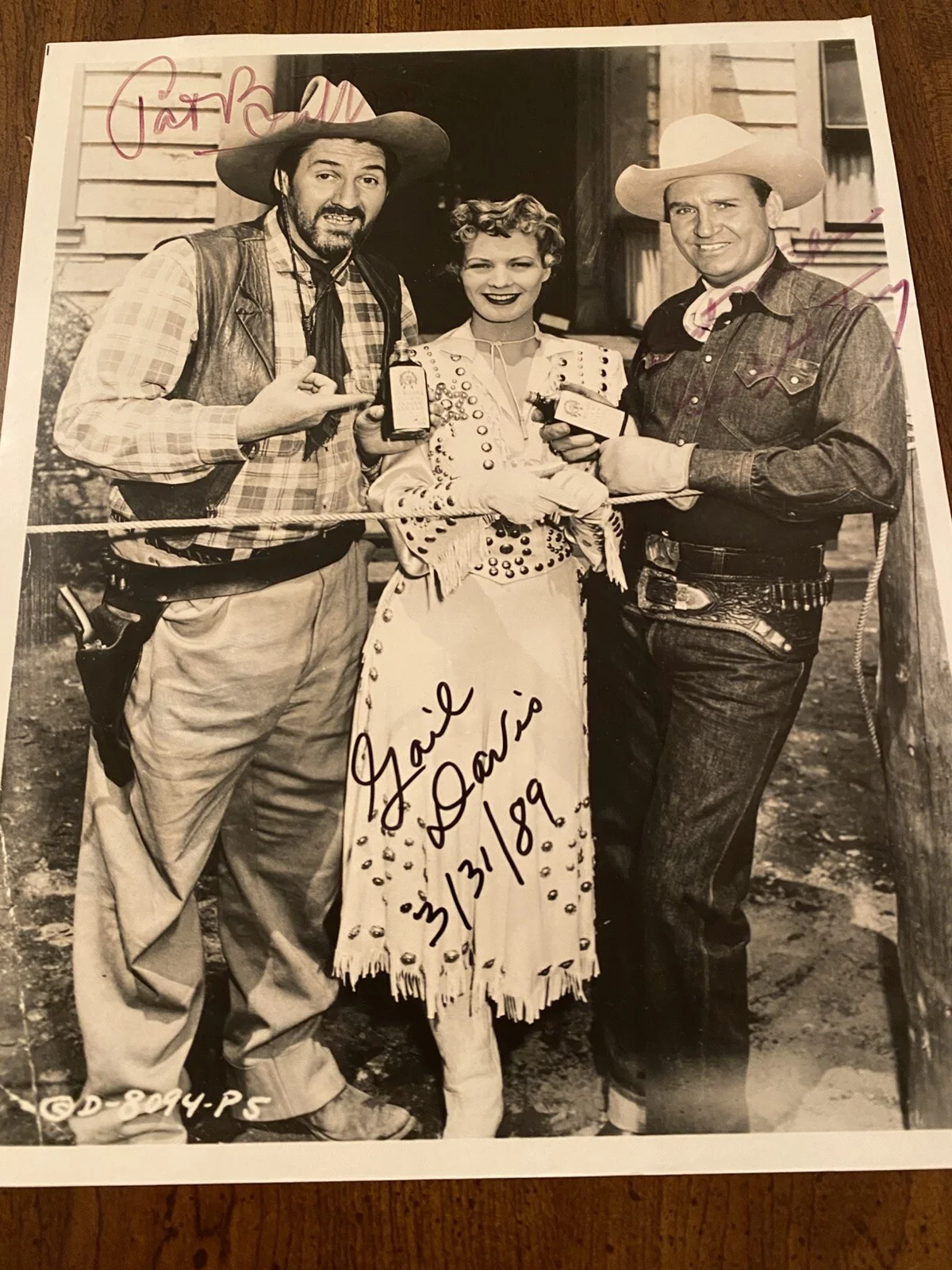Gene Autry, Pat Buttram, Gail Davis — Gene Autry Show Cast Signed Photo Gail Davis Pat Buttram Gene Autry All 3 RARE, изображение 2