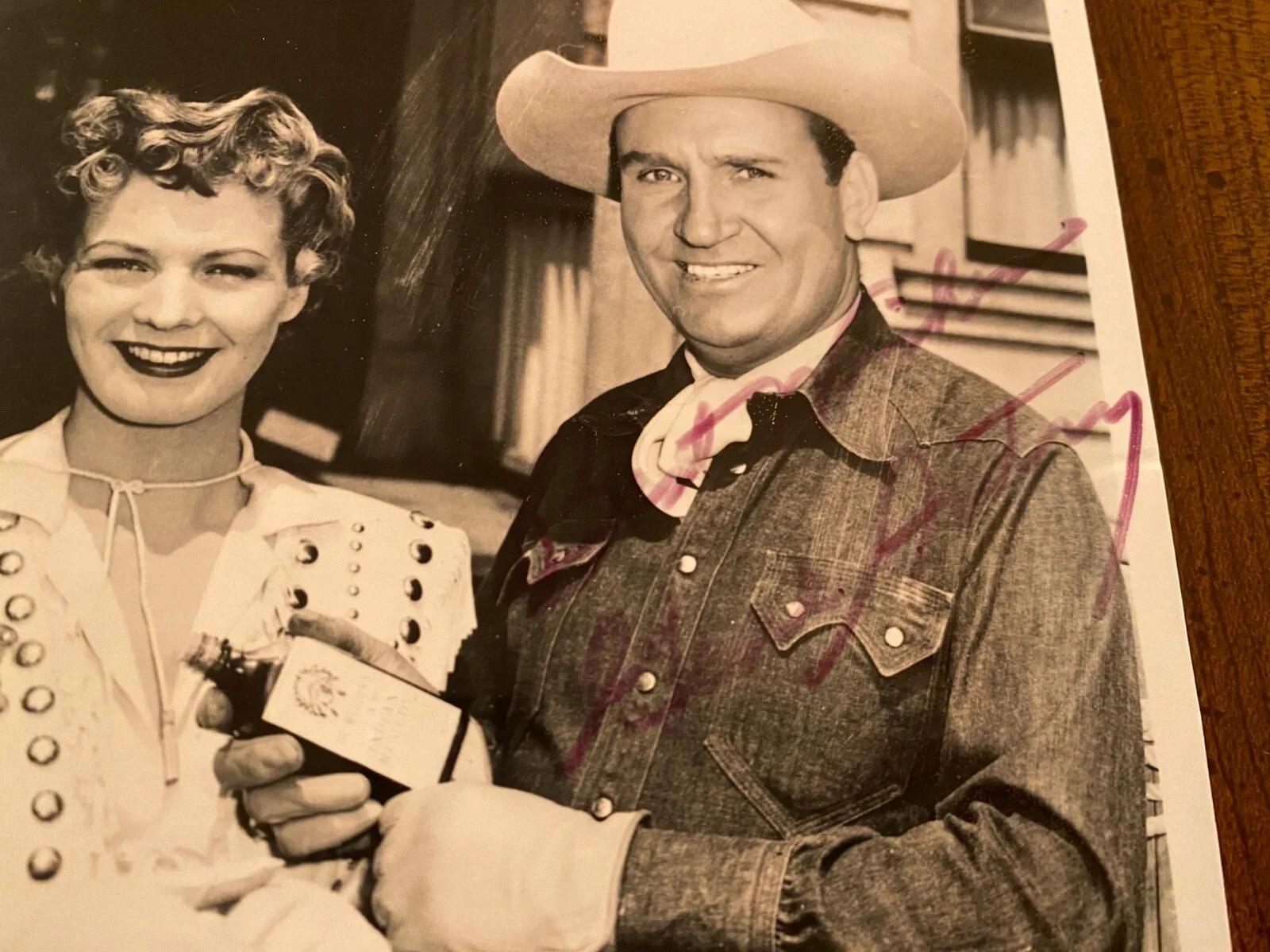 Gene Autry, Pat Buttram, Gail Davis — Gene Autry Show Cast Signed Photo Gail Davis Pat Buttram Gene Autry All 3 RARE, изображение 5