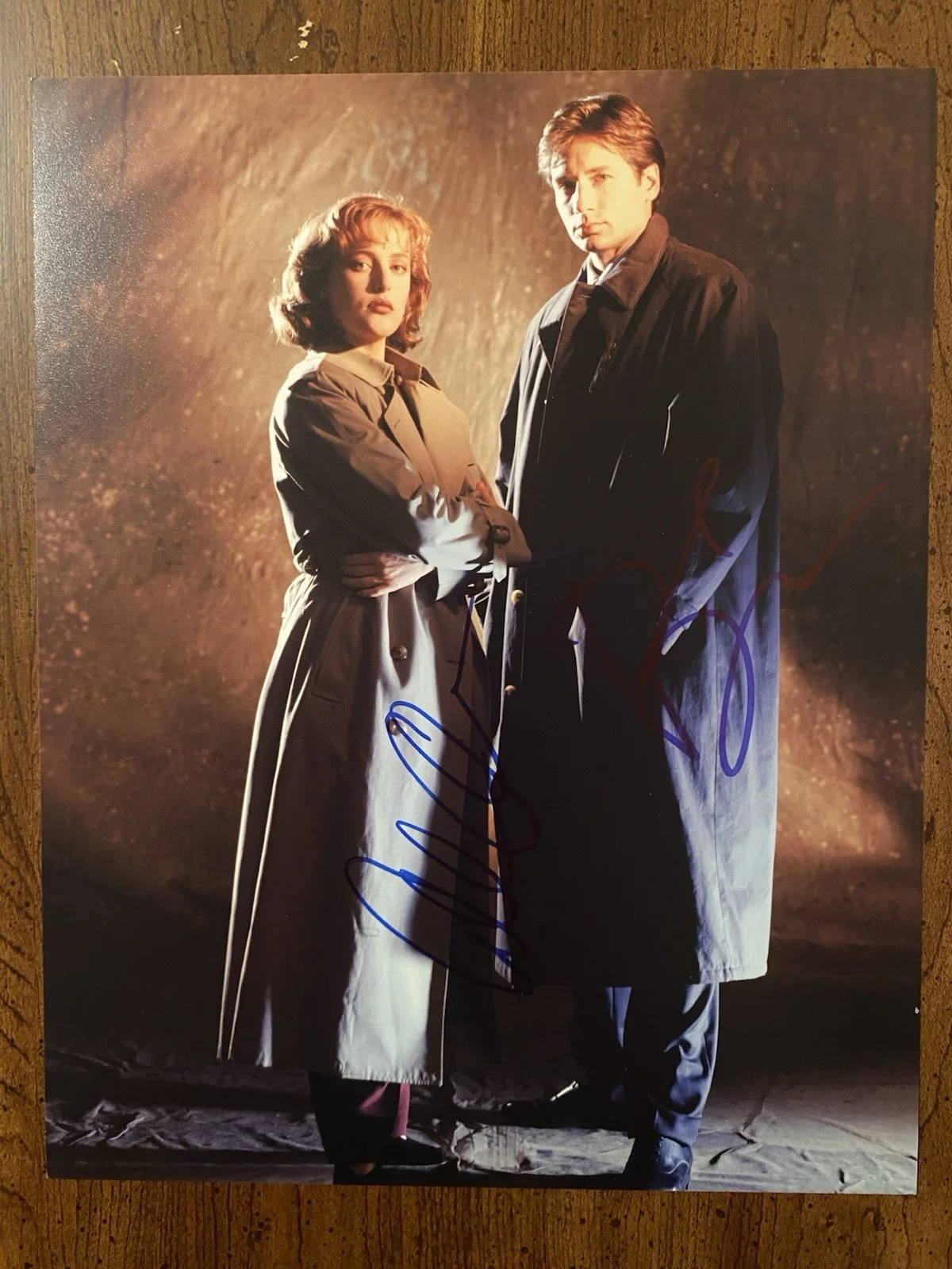 David Duchovny, Gillian Anderson — The X Files Cast Signed Autographed Photo w/ COA David Duchovny Gillian Anderson
