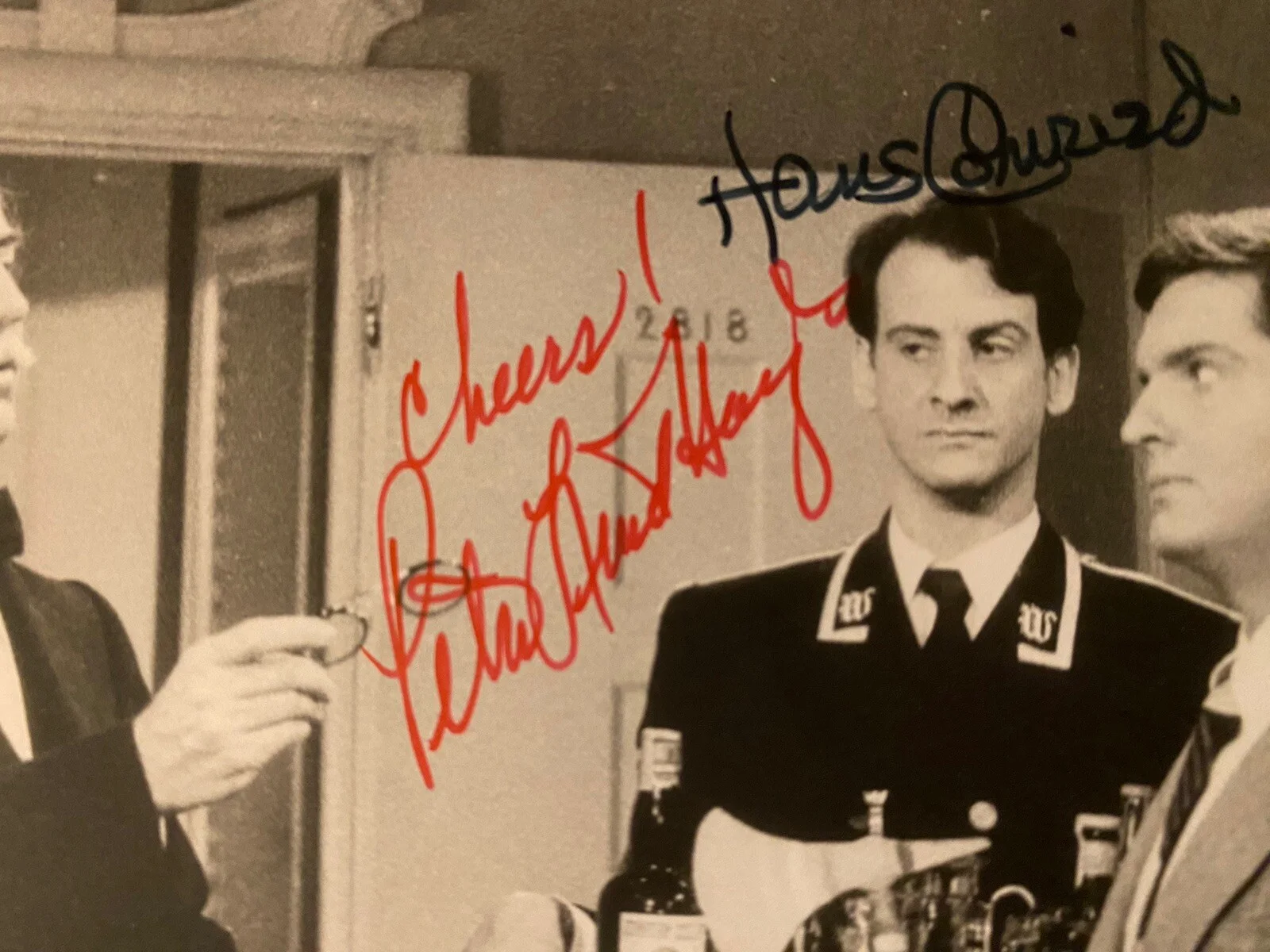 Hans Conried, Peter Lind Hayes, Iron Eyes Cody — Hans Conried Peter Lind Hayes Iron Eyes Cody Cast Signed Photo With COA LOA RARE, изображение 2