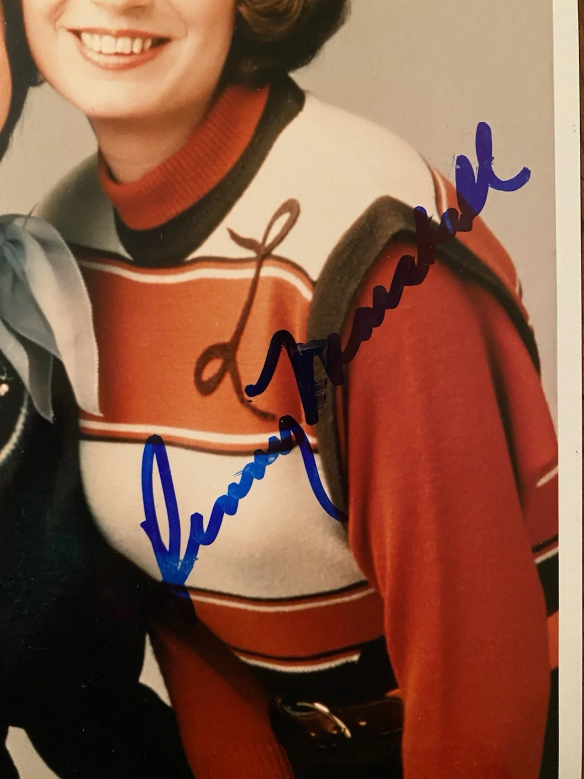 Penny Marshall, Cindy Williams — Penny Marshall Cindy Williams Signed Autographed Photo With COA Laverne Shirley, изображение 4