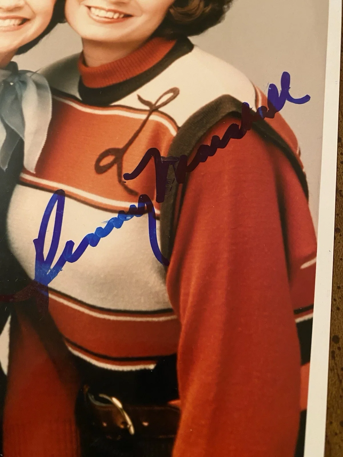 Penny Marshall, Cindy Williams — Penny Marshall Cindy Williams Signed Autographed Photo With COA Laverne Shirley, изображение 5
