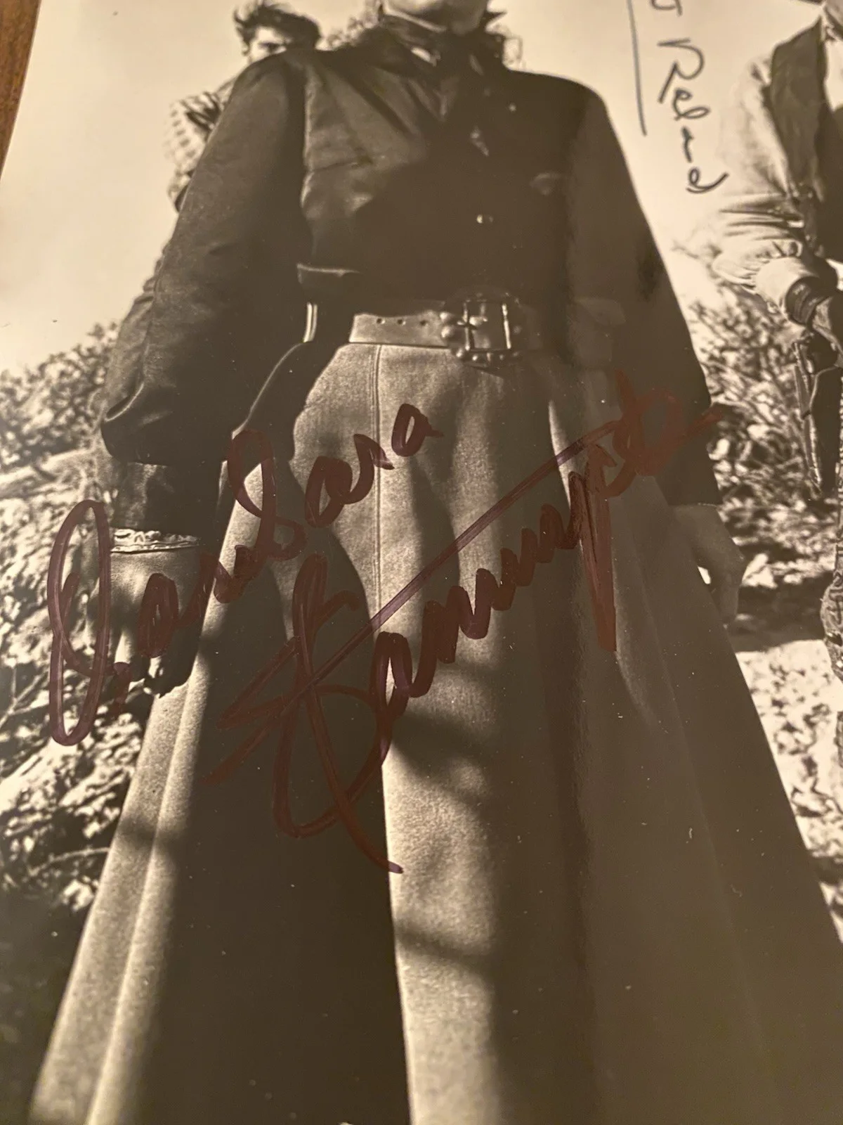 Barbara Stanwyck, Gilbert Roland — Barbara Stanwyck Gilbert Roland Signed Autographed Photo The Furies w/ COA RARE, изображение 3
