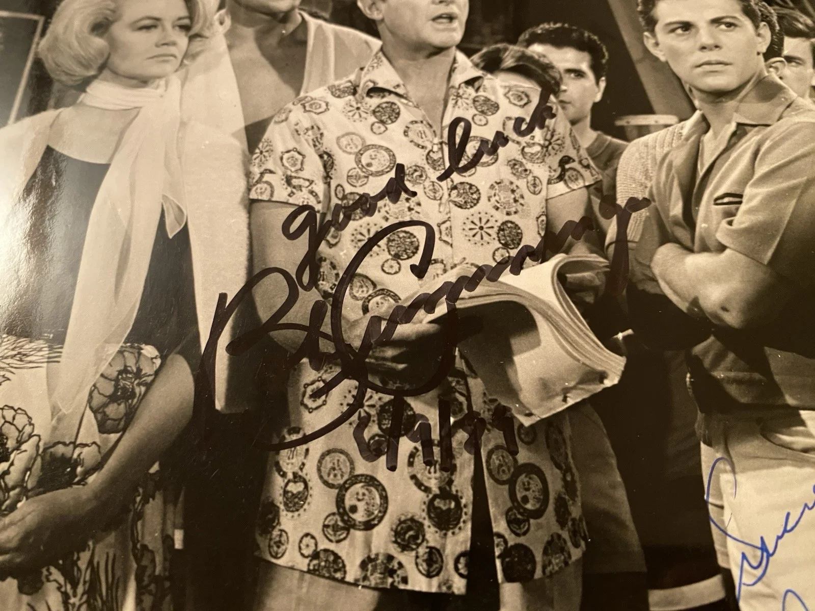 Frankie Avalon, Annette Funicello, Bob Cummings — Frankie Avalon Annette Funicello Bob Cummings Signed Autographed Photo With COA, image 3