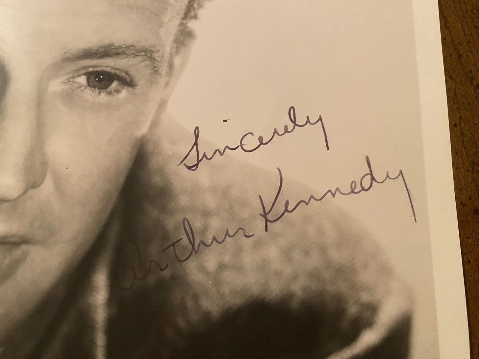 Arthur Kennedy — Arthur Kennedy Signed Autographed Photo With COA Elmer Gantry High Sierra RARE, изображение 2