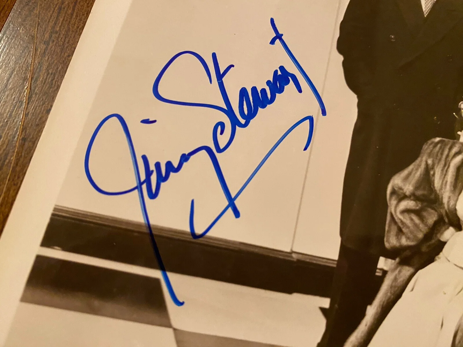 Jimmy Stewart, James Stewart, Joan Fontaine — Jimmy Stewart Joan Fontaine Signed Autographed Photo w/ COA You Gotta Stay Happy, изображение 2