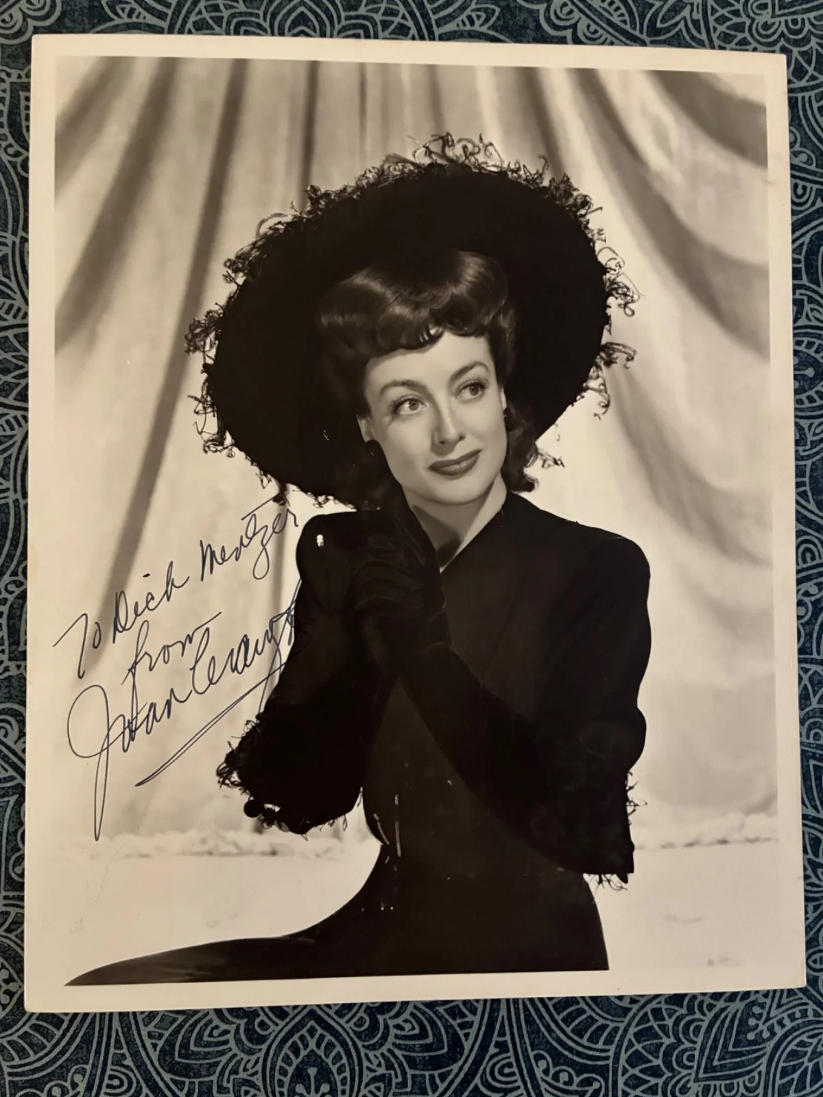 Joan Crawford — JOAN CRAWFORD Signed 8x10 DBLWT Portrait Photo PSA/DNA LOA Inscribe Dick Mentzer