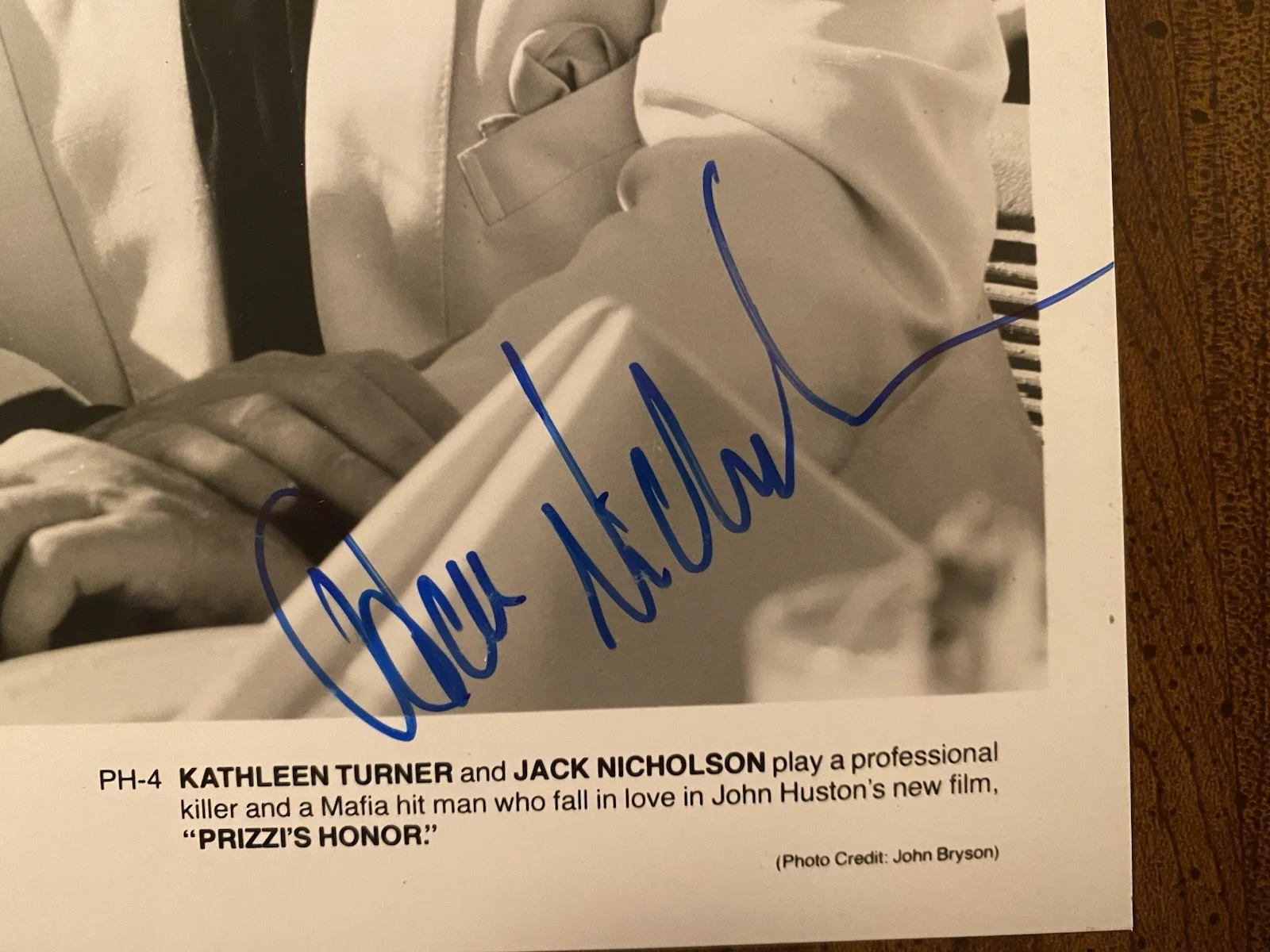 Jack Nicholson, Kathleen Turner — Kathleen Turner Jack Nicholson Signed Autographed Photo BOTH w COA Prizzis Honor, изображение 2