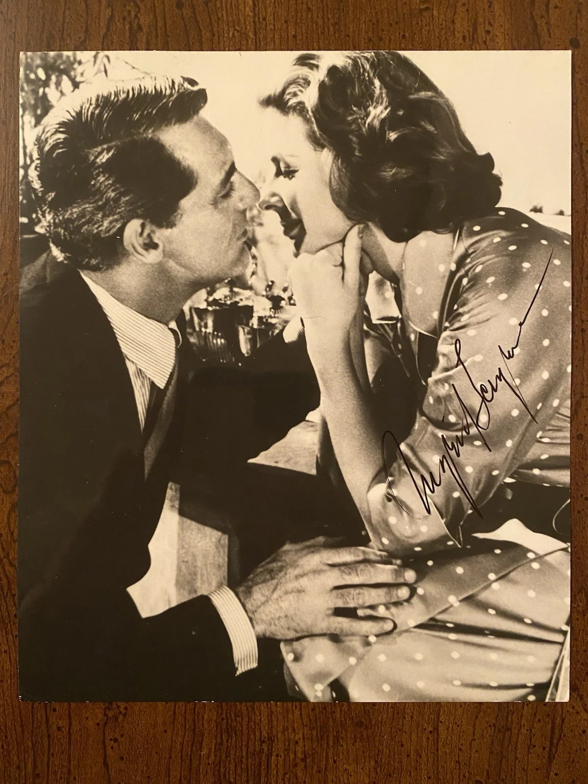 Ingrid Bergman — Ingrid Bergman Signed Autographed 8x10 Photo With COA Notorious Indiscreet RARE