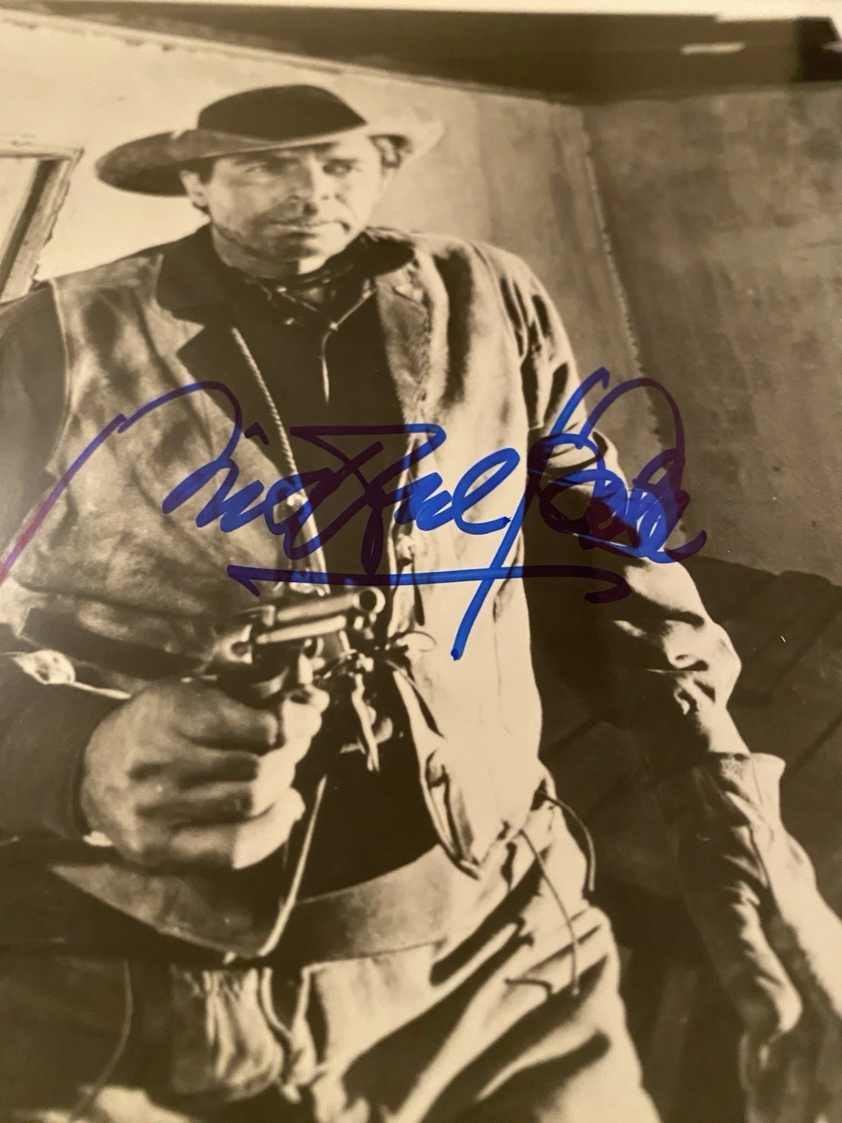 Michael Pate — Michael Pate Signed Autographed Photo Gunsmoke The Rifleman Batman 66 RARE, изображение 3