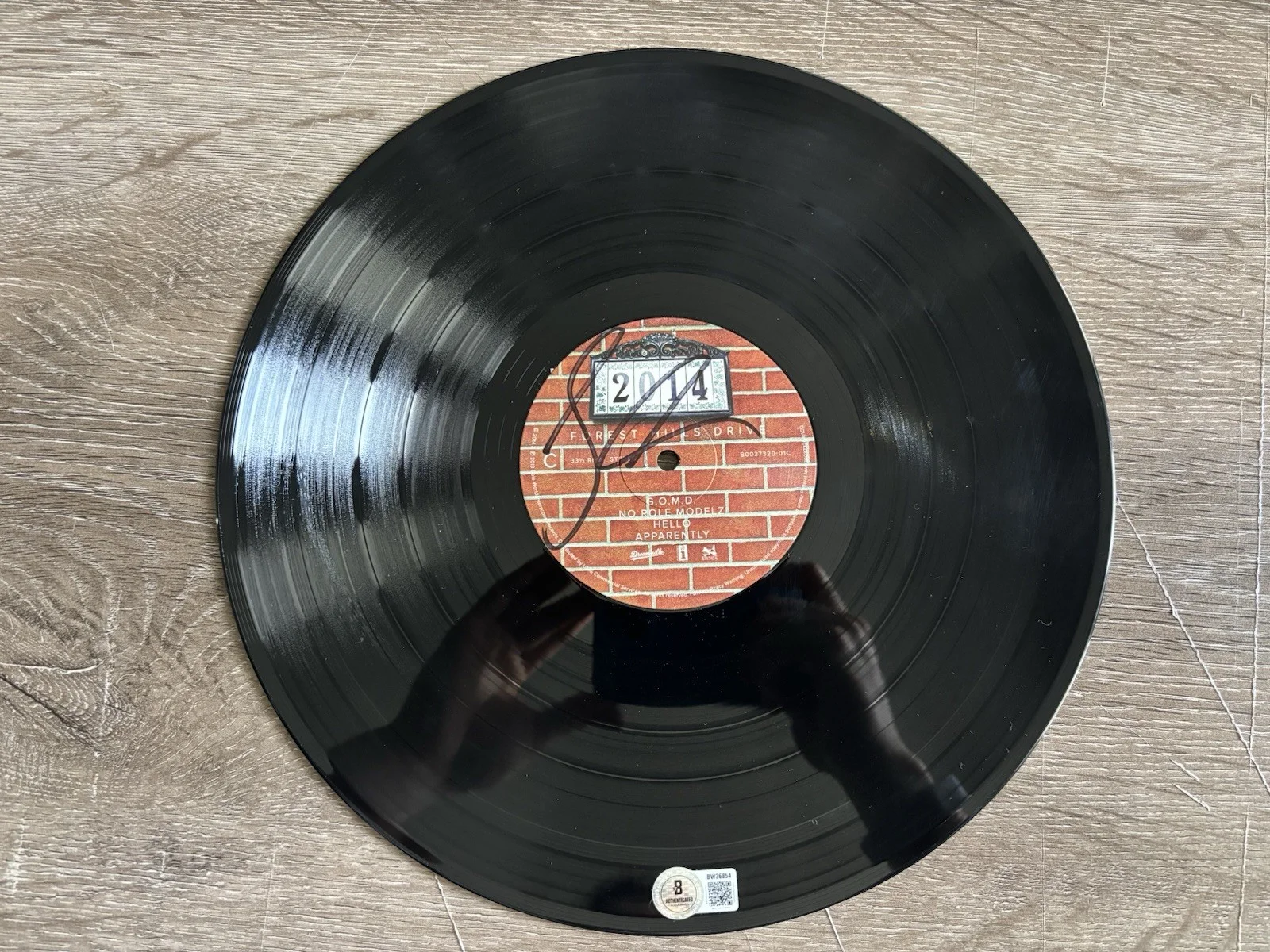 J Cole Signed Vinyl Record Beckett Authentic Autographed 2014 Forest Hills Drive, image 2