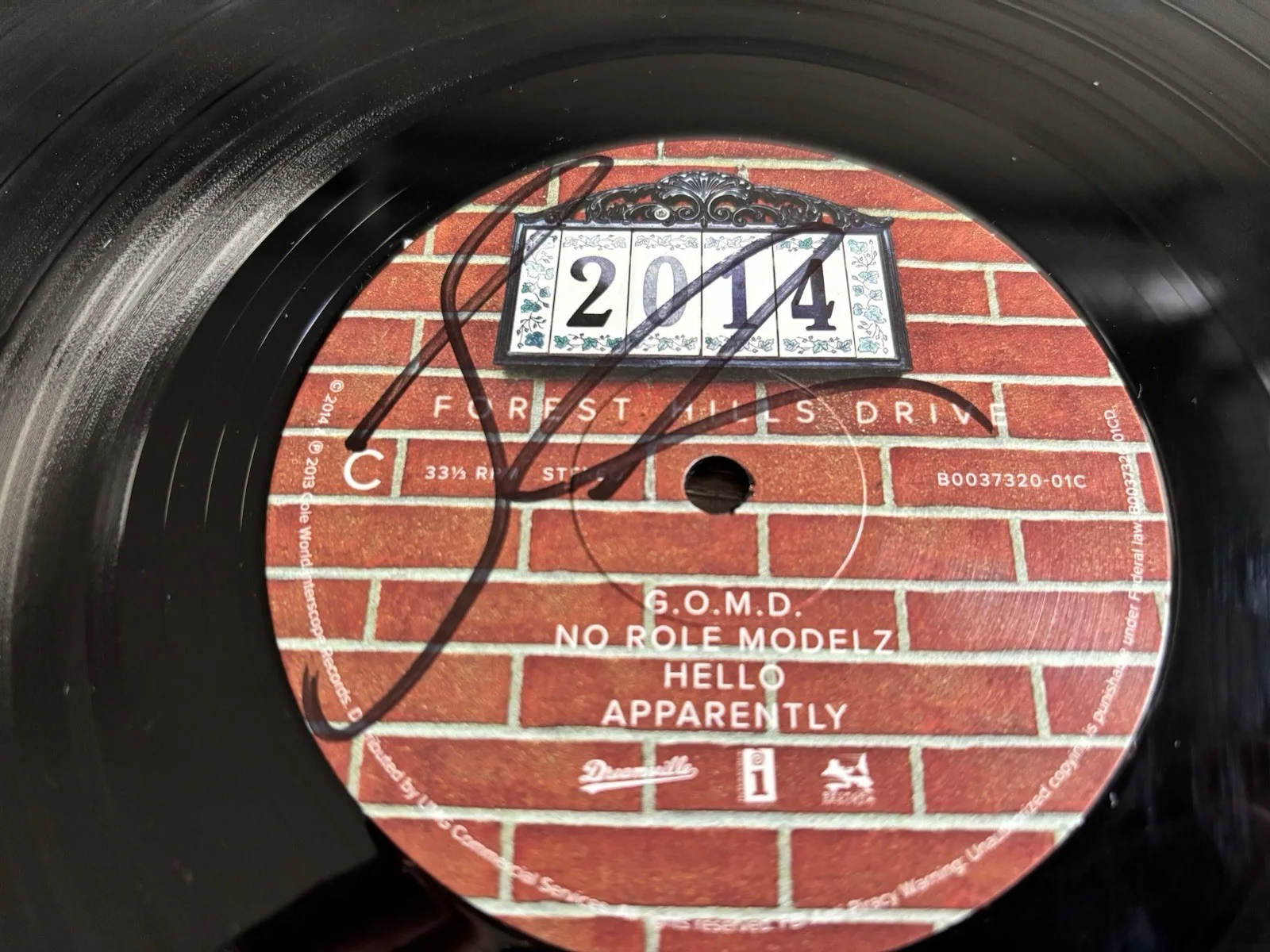 J Cole Signed Vinyl Record Beckett Authentic Autographed 2014 Forest Hills Drive, image 3