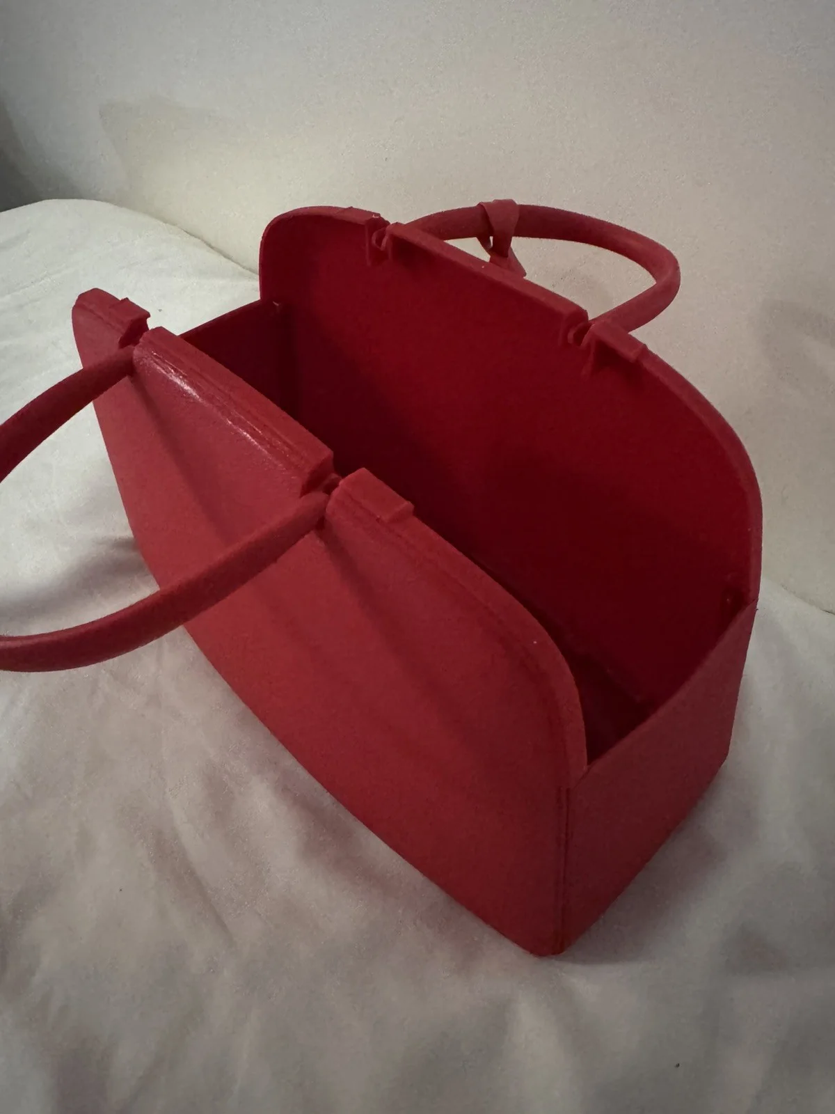 Odeon Cinema The Devil Wears Prada 2 Popcorn Bucket Handbag with Bag Charm, image 2