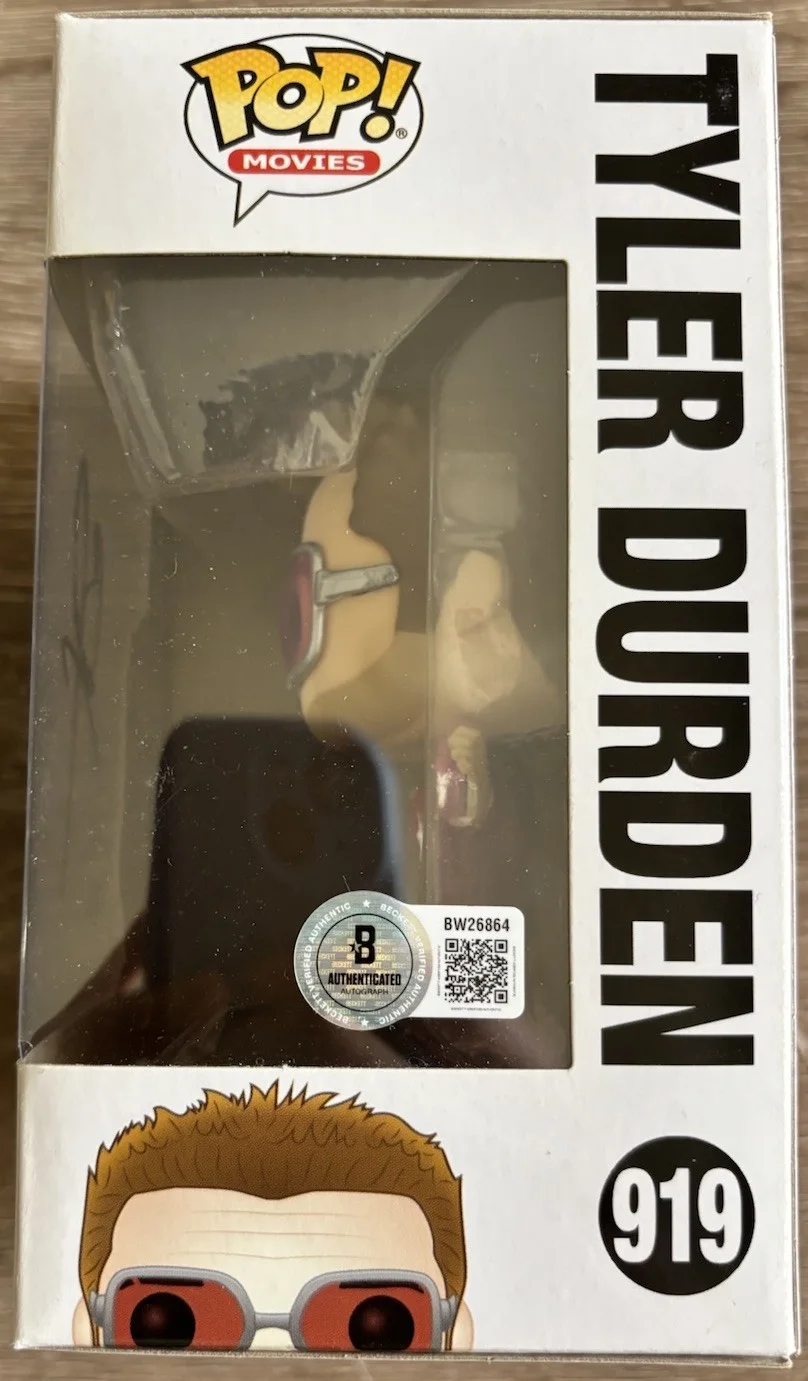 Brad Pitt — Brad Pitt Signed Funko Pop 919 Fight Club Tyler Durden Beckett Authentic, изображение 2