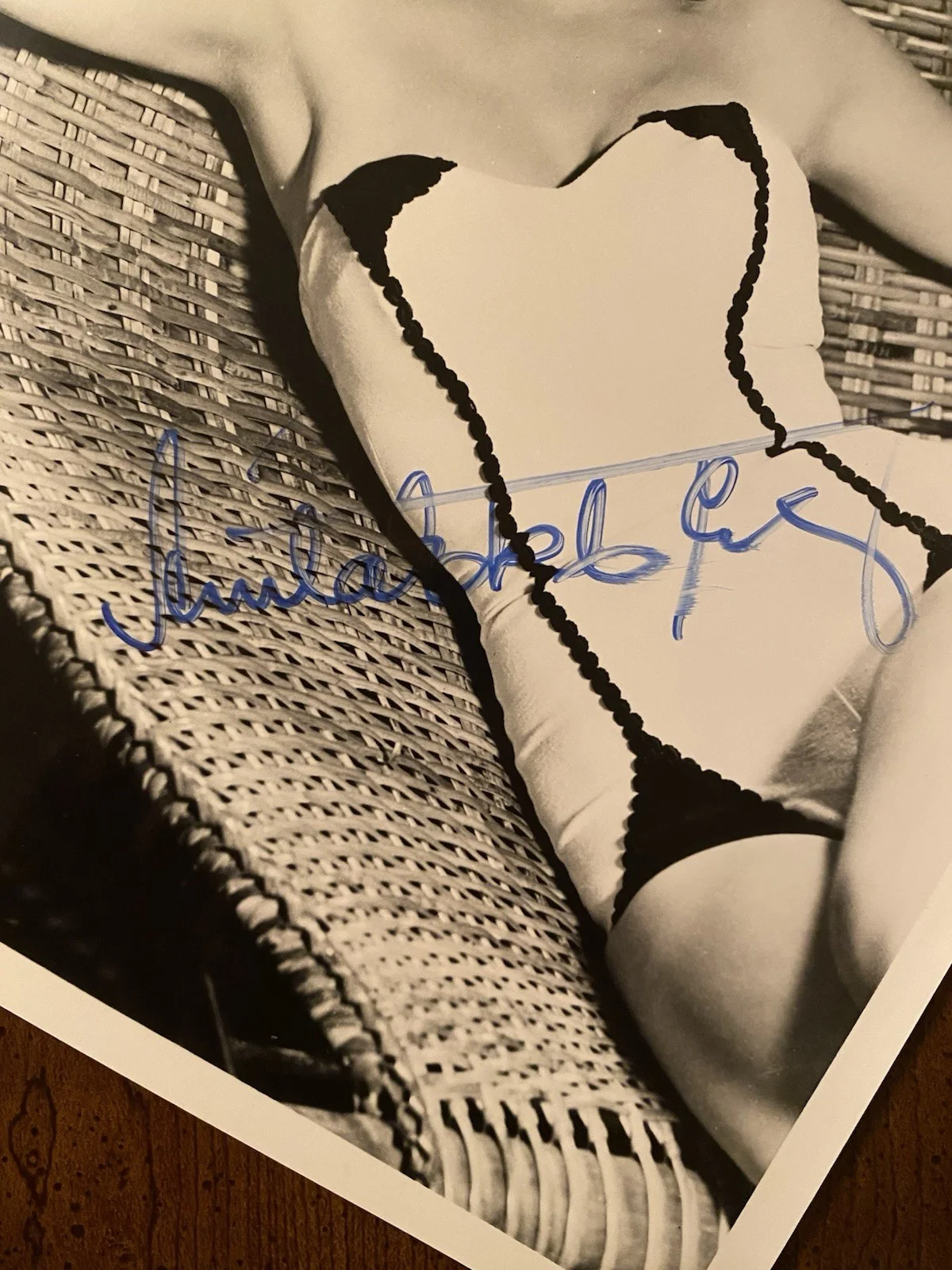 Anita Ekberg — Anita Ekberg Signed Autographed Photo With COA La Dolce Vita Artists And Models, изображение 2
