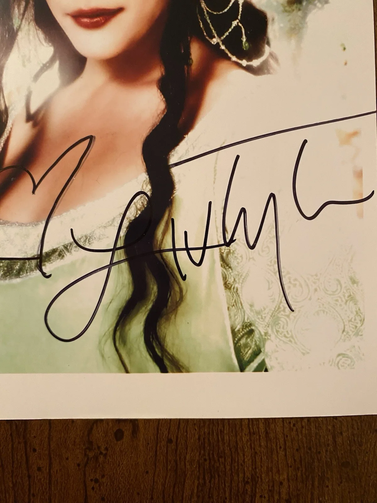 Liv Tyler — Liv Tyler Signed Autographed Photo With COA The Lord Of The Rings Arwen, изображение 2