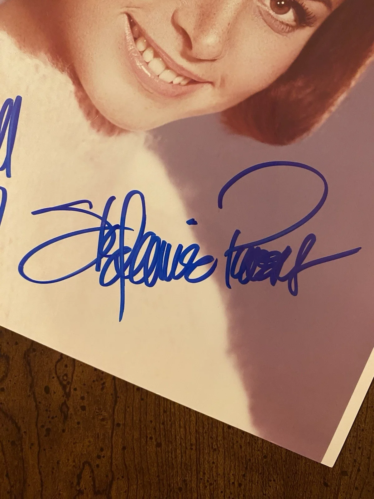Stefanie Powers — Stefanie Powers Signed Autographed Photo With COA McClintock Stagecoach Boatniks, image 2