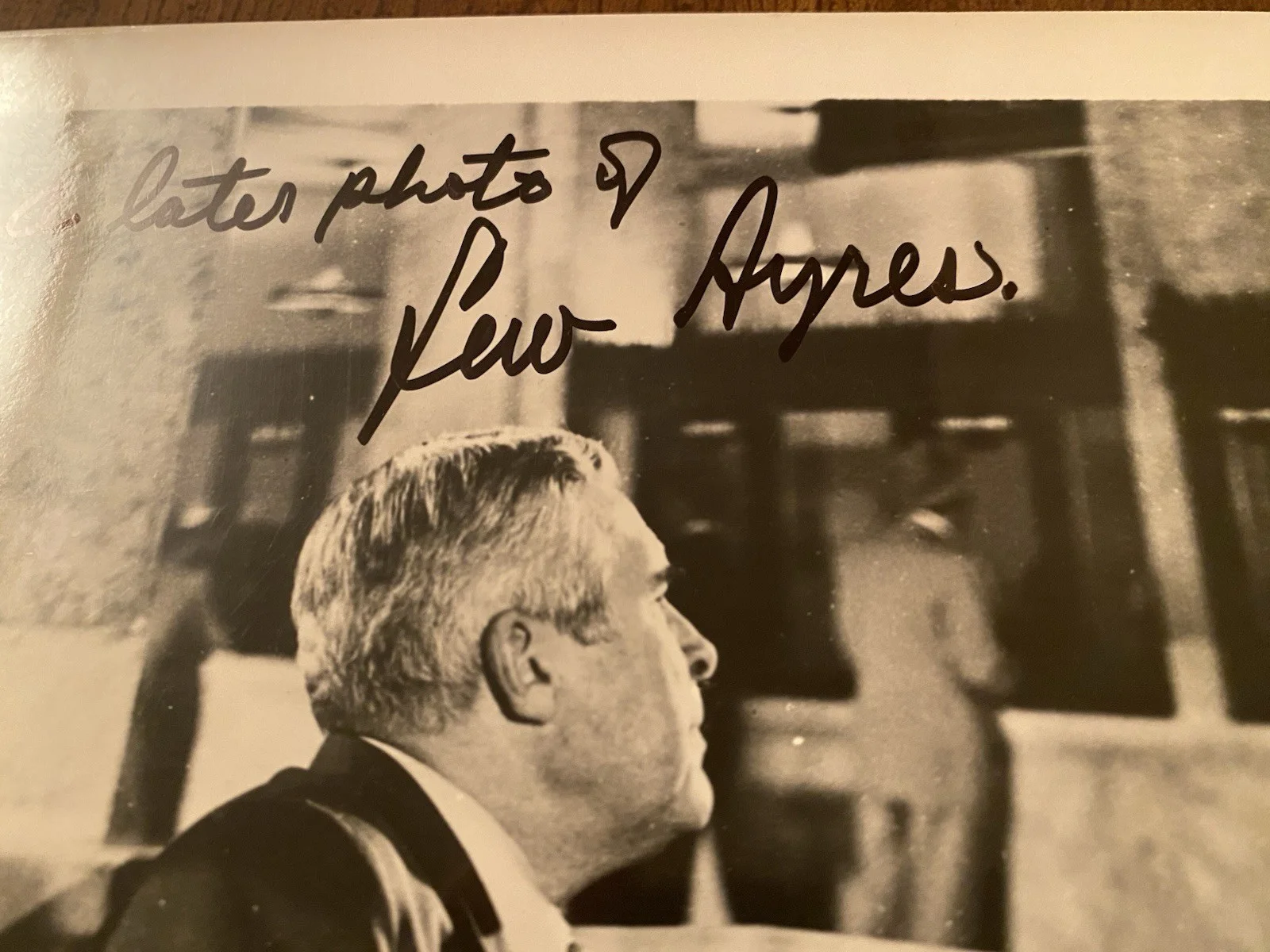 Lew Ayres — Lew Ayres Signed Autographed Vintage 10x8 Photo With COA Donovan’s Brain, image 3