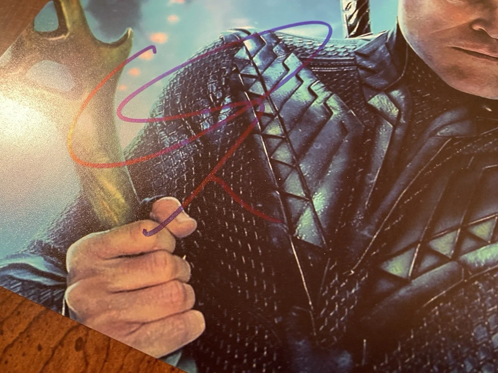 Willem Dafoe — Willem Dafoe Signed Autographed Aquaman Photo With COA, изображение 3