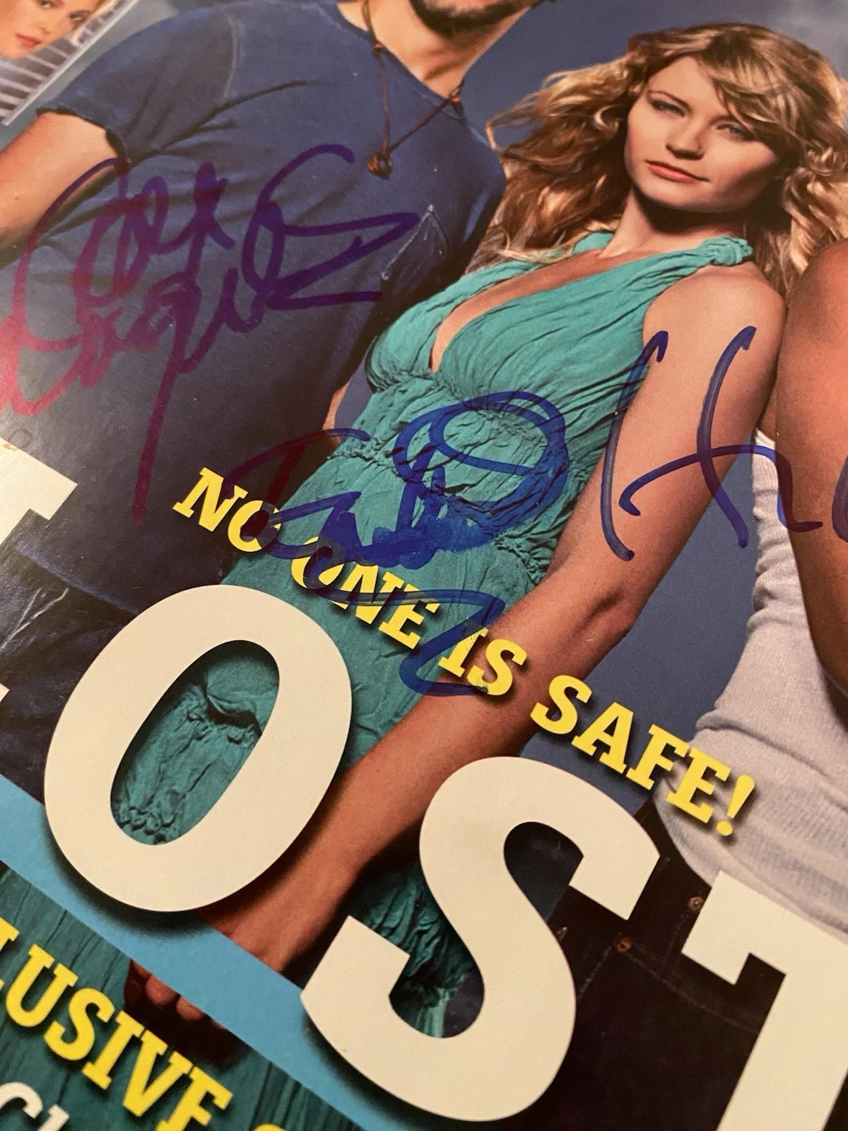 Dominic Monaghan, Emilie De Ravin, Henry Cusick — LOST Cast Signed TV Guide With COA Dominic Monaghan Henry Cusick Emilie De Ravin, image 5