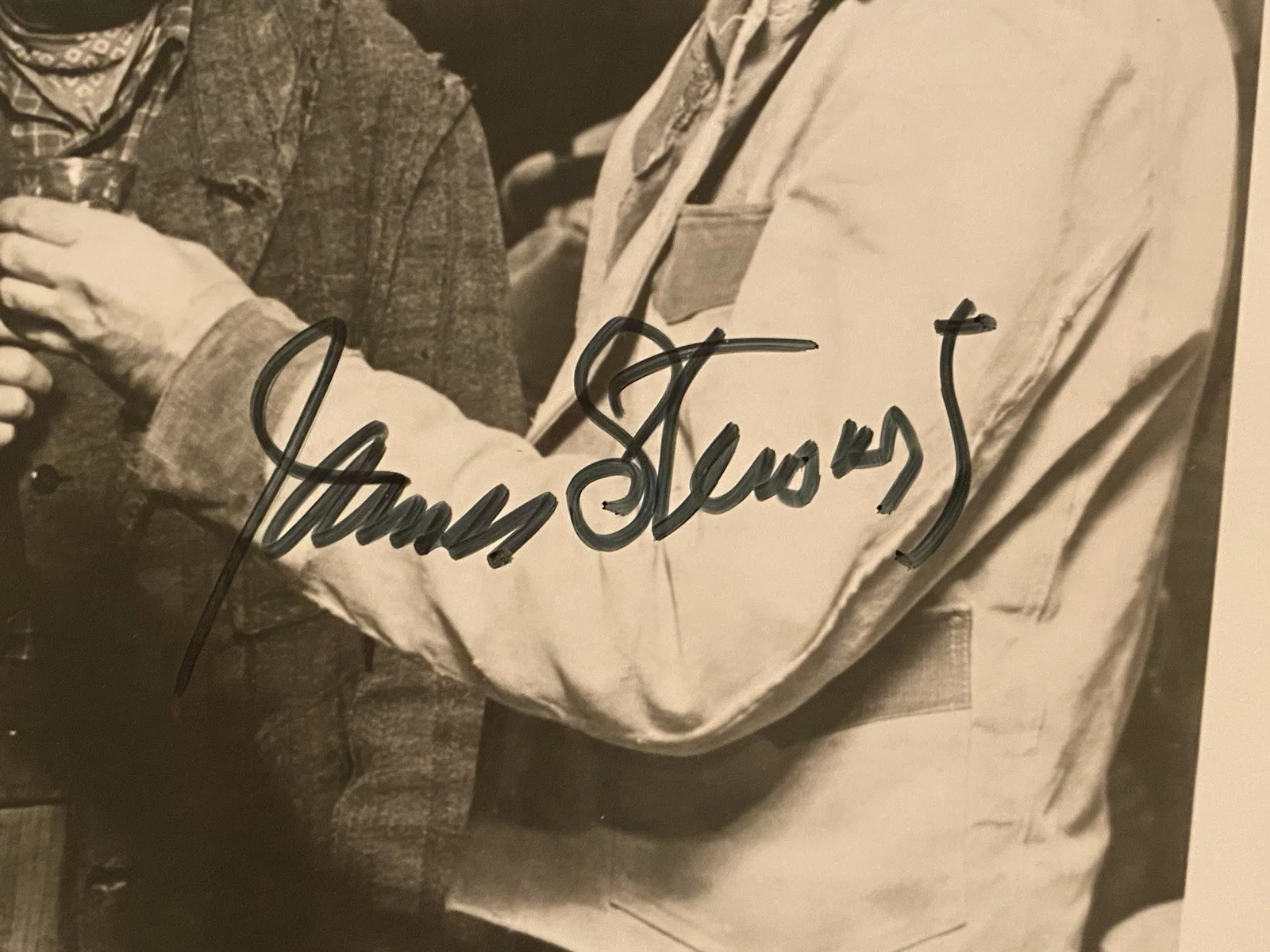 James Stewart — Jimmy James Stewart Signed Autographed Photo With COA The Far Country, изображение 2