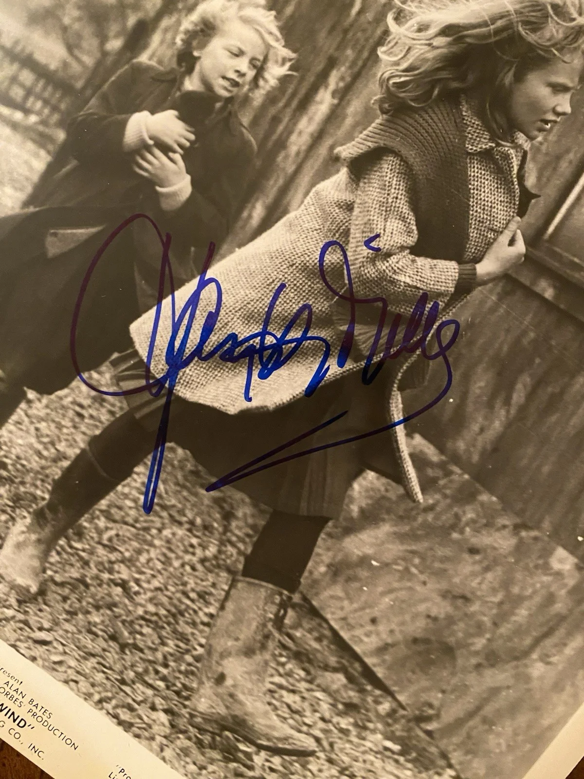 Hayley Mills — Hayley Mills Signed Autographed 8x10 Photo With COA Whistle Down The Wind, image 2