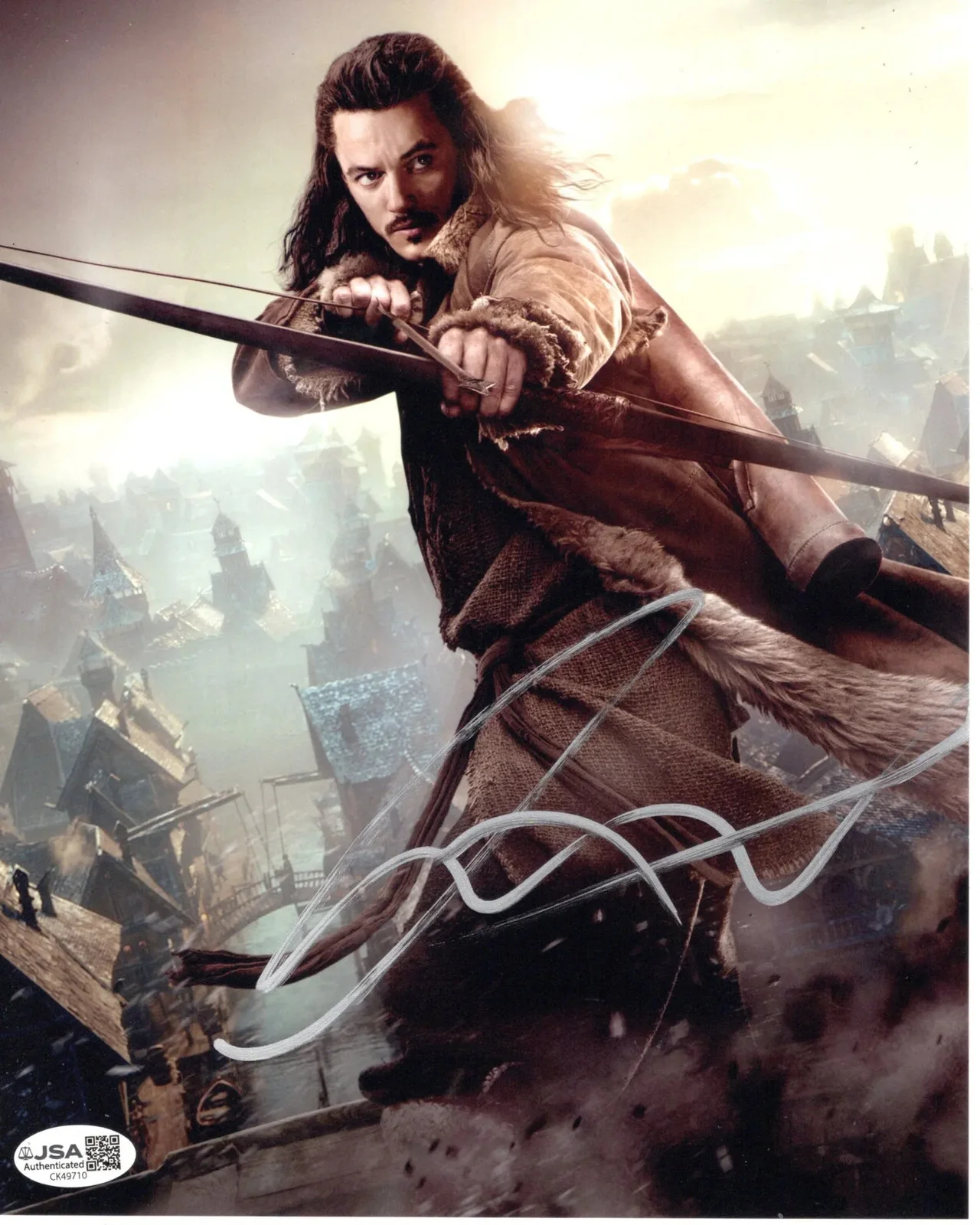 Luke Evans — Luke Evans signed 8x10 Photo Bard, Girion The Hobbit The Desolation of Smaug JSA