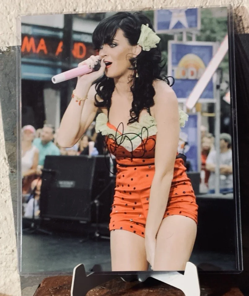 Katy Perry Hand Signed Rare 8x10 Photo Autograph With COA Alpha Memorabilia, изображение 5