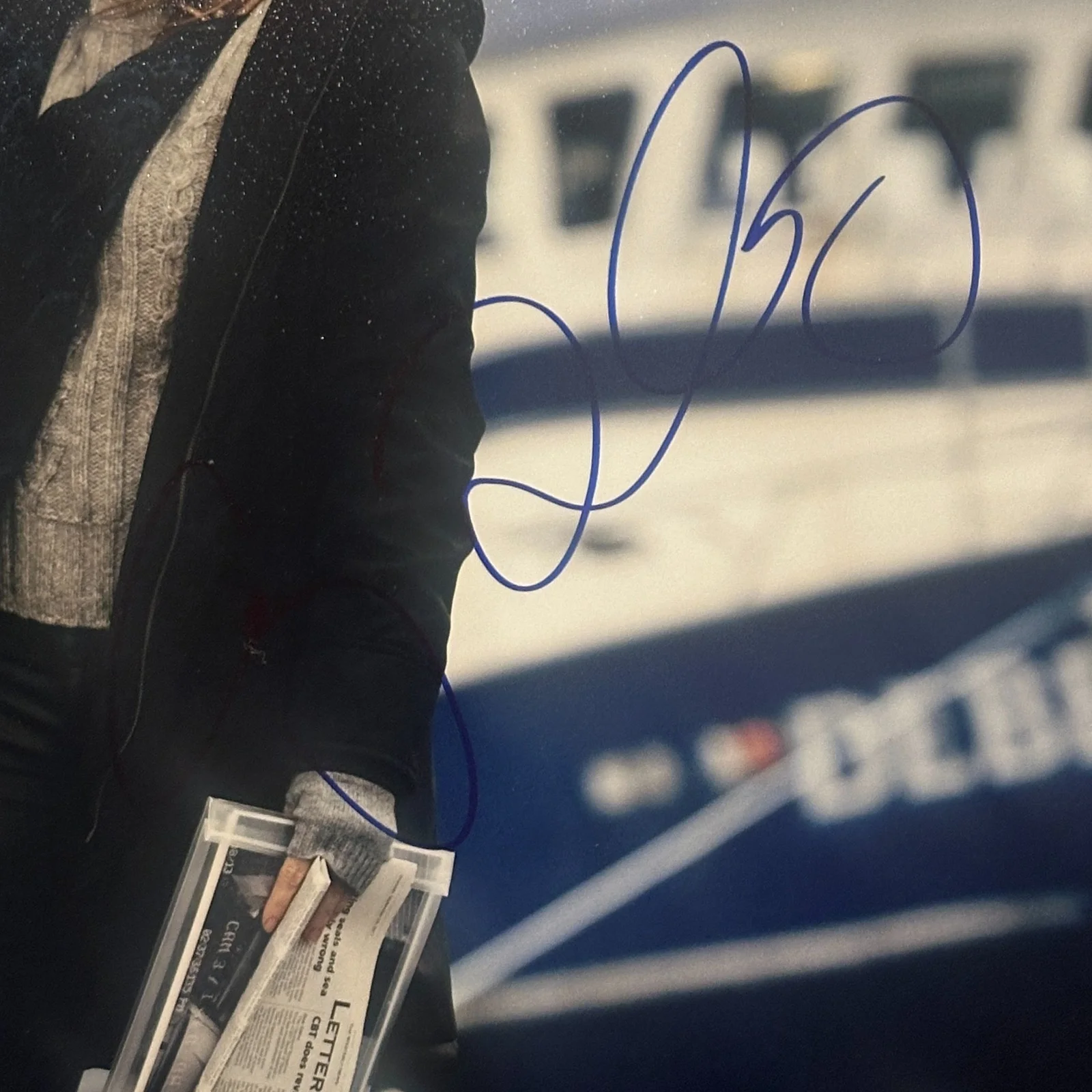 AMY ADAMS — AMY ADAMS Signed 11x14 PHOTO Beckett (BAS) Auth., image 2