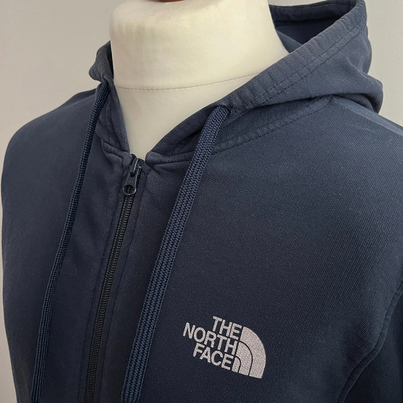 HOLMES & WATSON Cast & Crew Hoodie London Crew Movie Film The North Face 2017 M, изображение 4