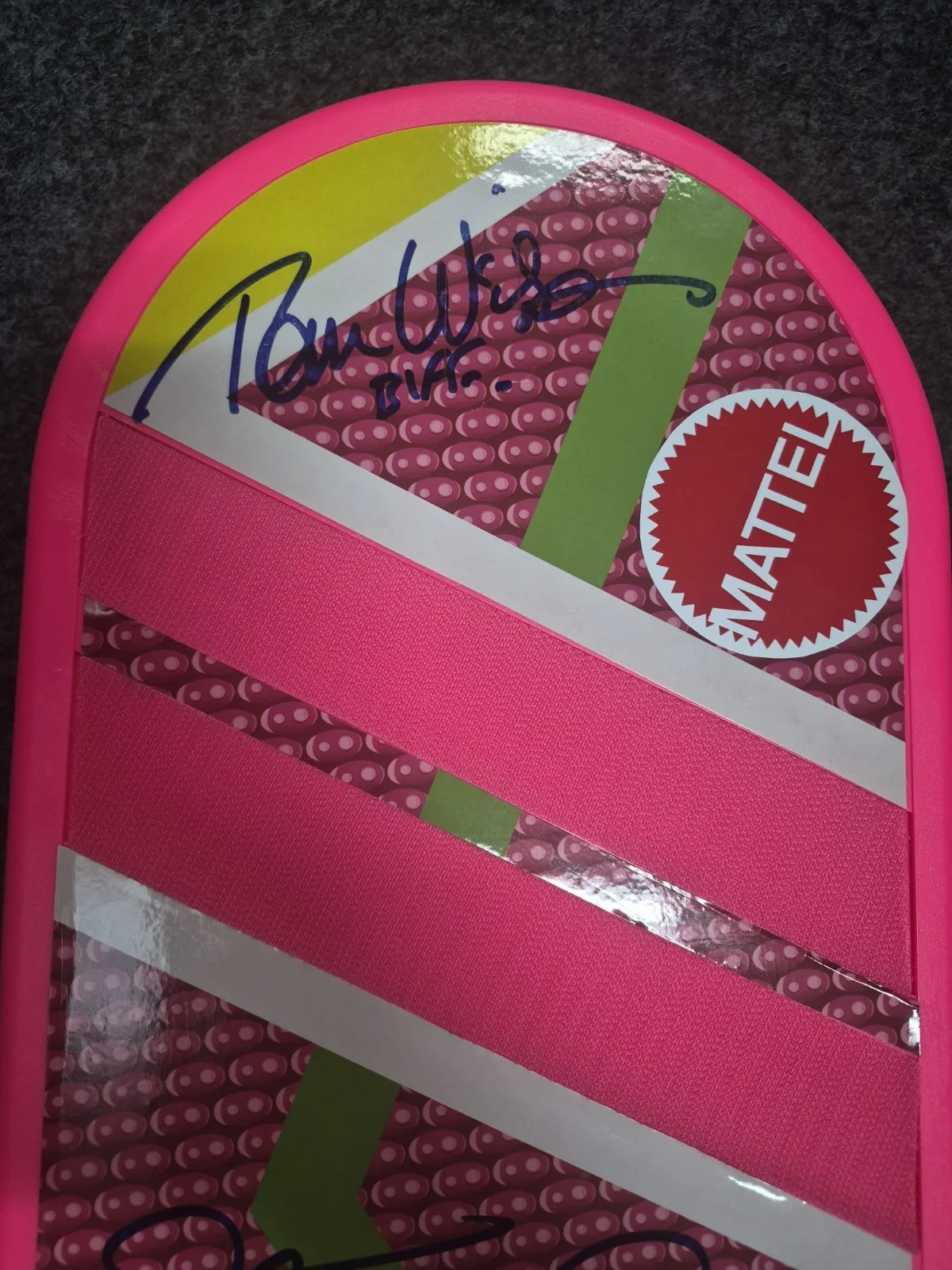 MICHAEL J FOX — MICHAEL J FOX CAST SIGNED BACK TO THE FUTURE HOVERBOARD AUTOGRAPH JSA LOA, image 3