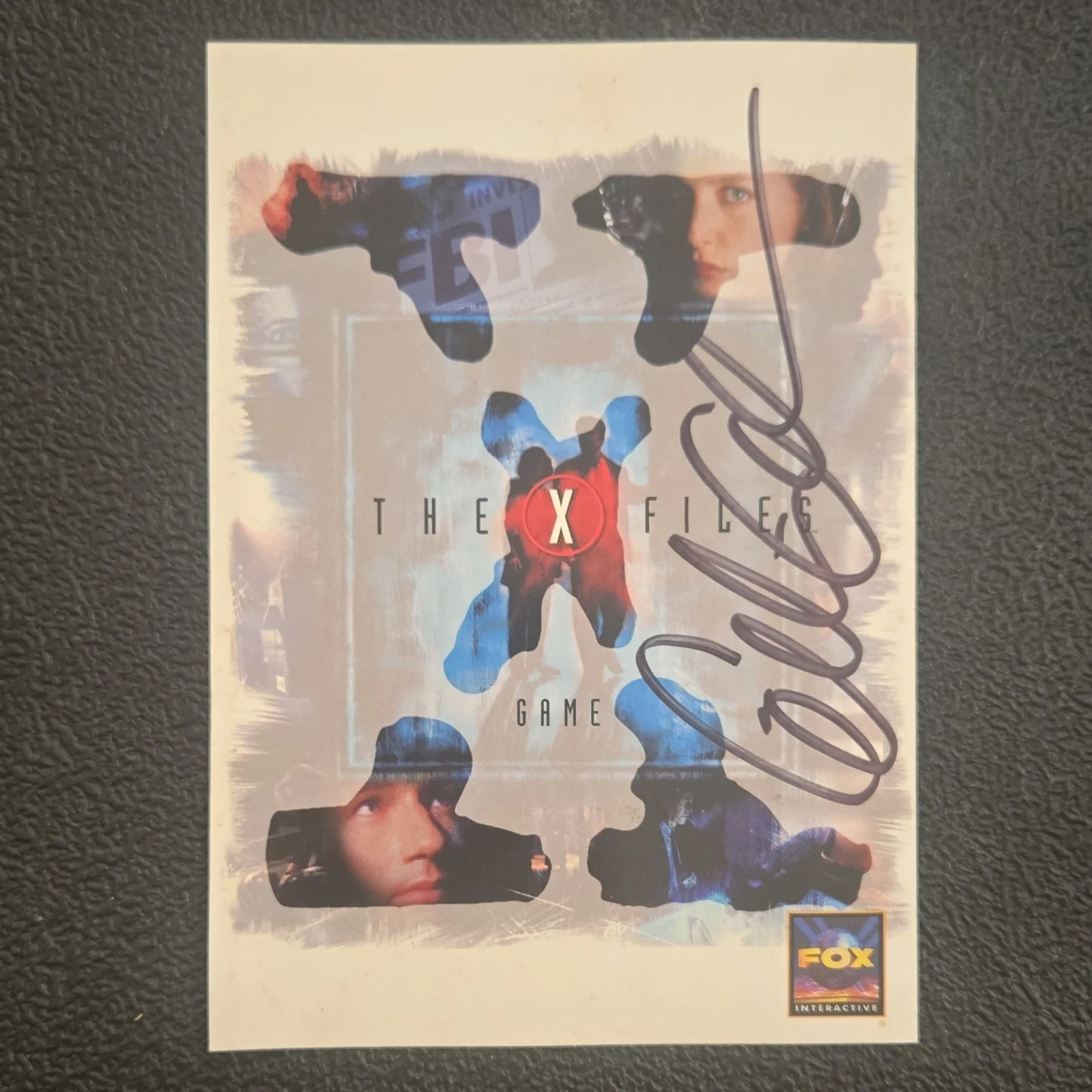 Gillian Anderson — Gillian Anderson Signed Post Card The X-Files Video Game Win 95 Autographed rare