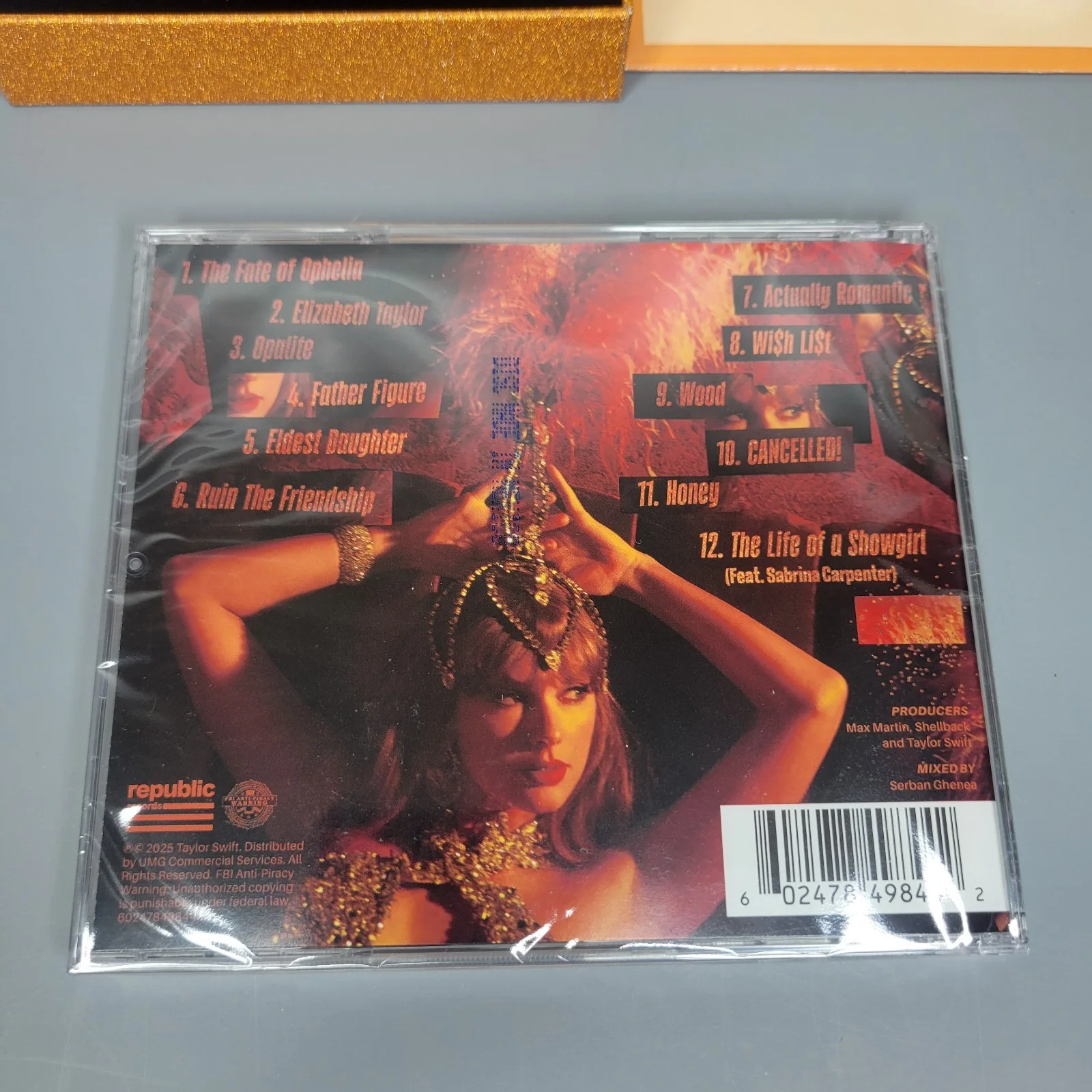 Taylor Swift The Life of a Showgirl Sealed CD Bundle - New, изображение 3