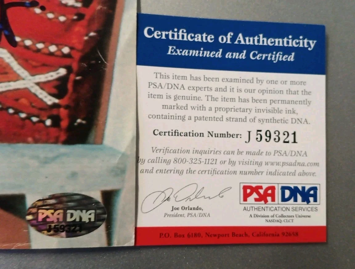 Jacqueline Bisset — Beautiful Jacqueline Bisset Autographed Signed COA PSA DNA Japanese Magazine, изображение 2